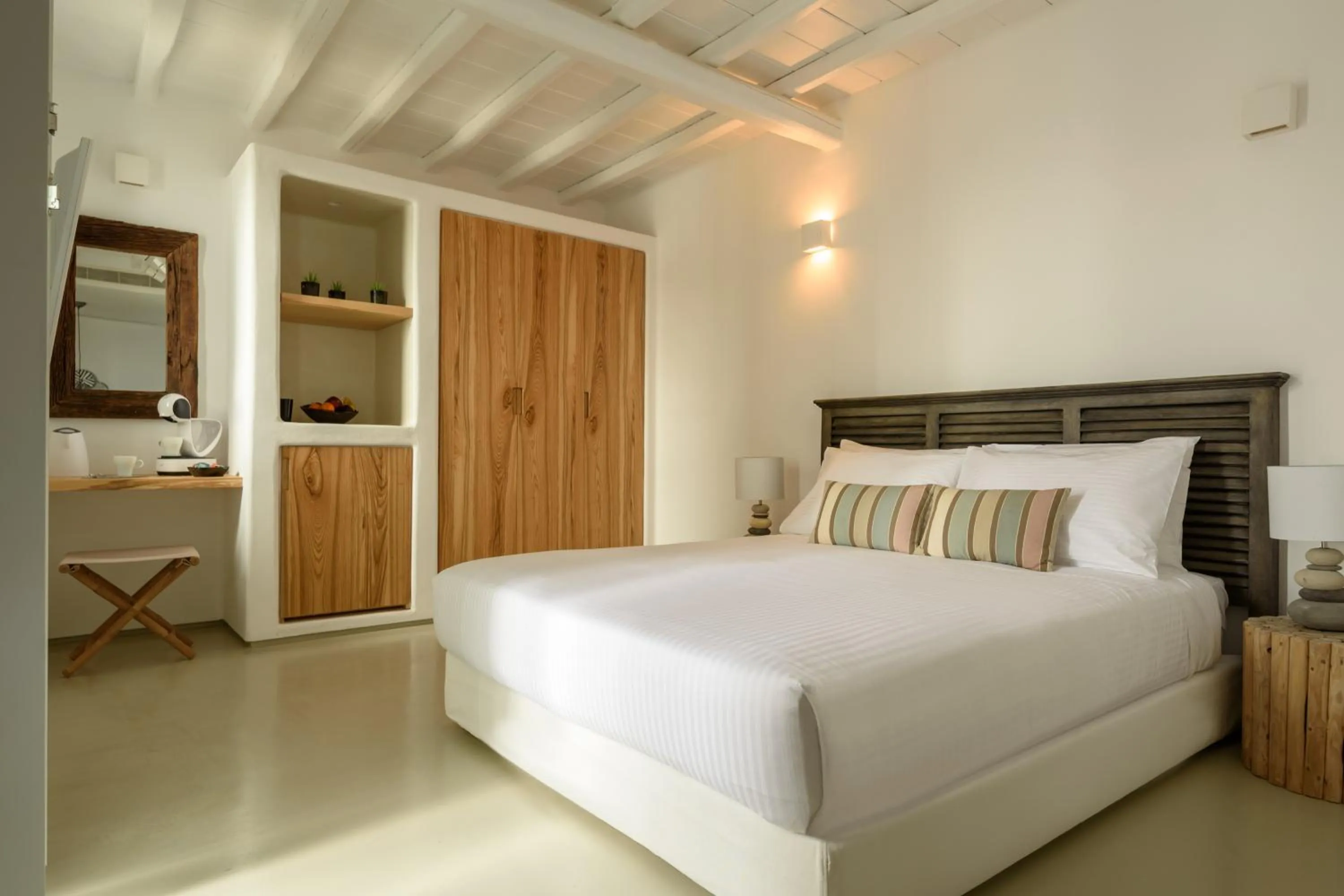 Bed in The Summit of Mykonos