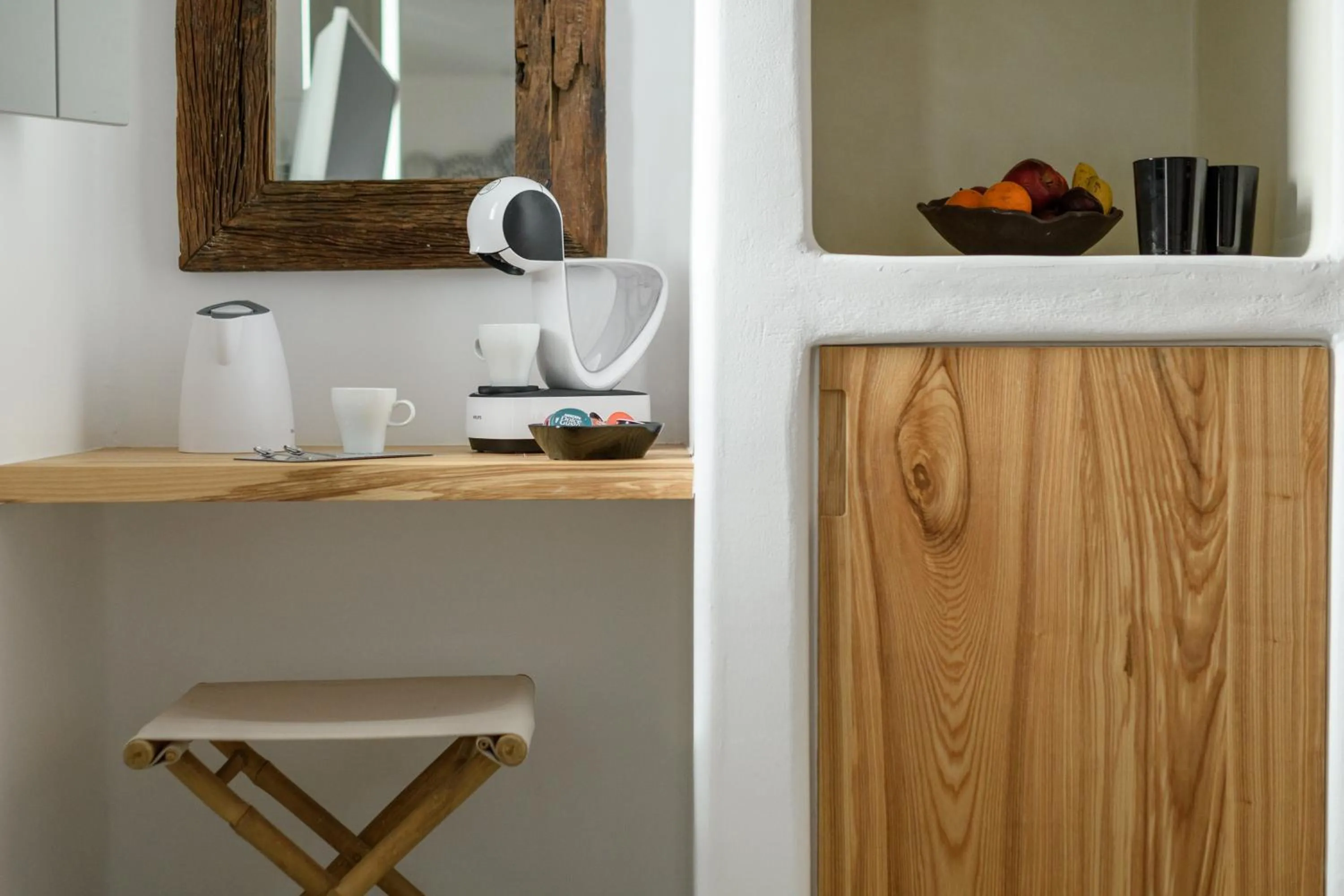 Coffee/tea facilities in The Summit of Mykonos