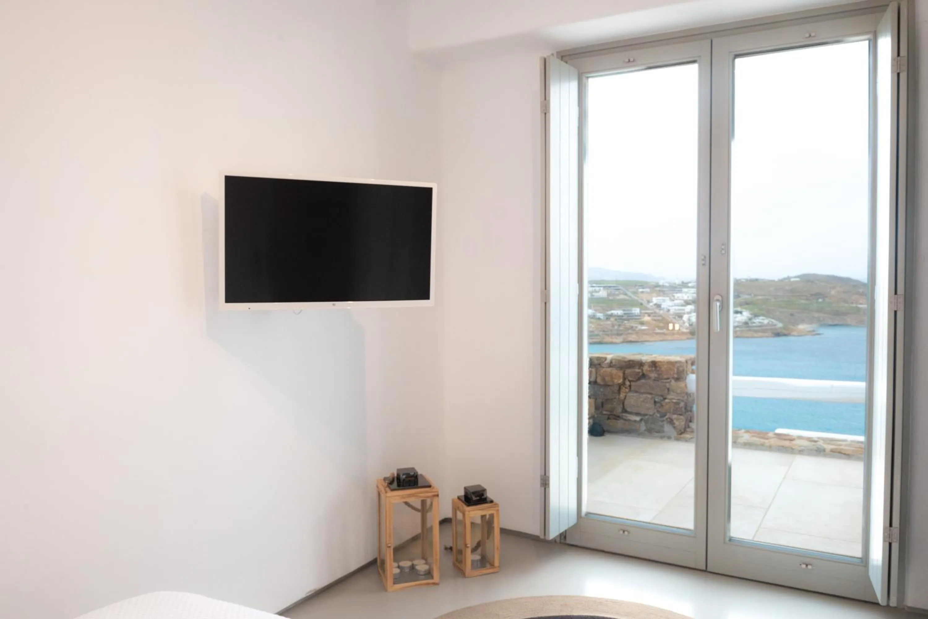 TV and multimedia in The Summit of Mykonos