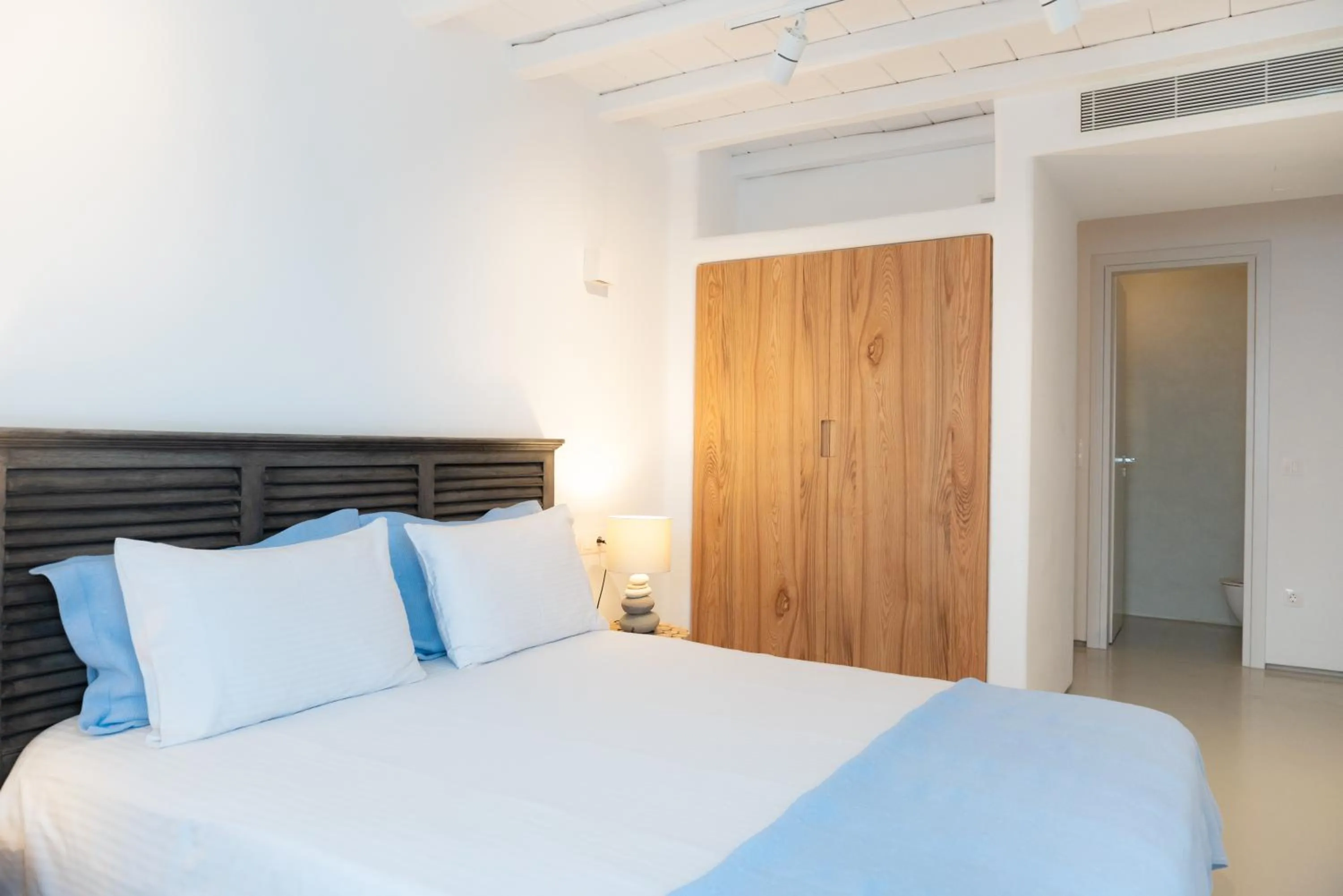 Bedroom, Bed in The Summit of Mykonos