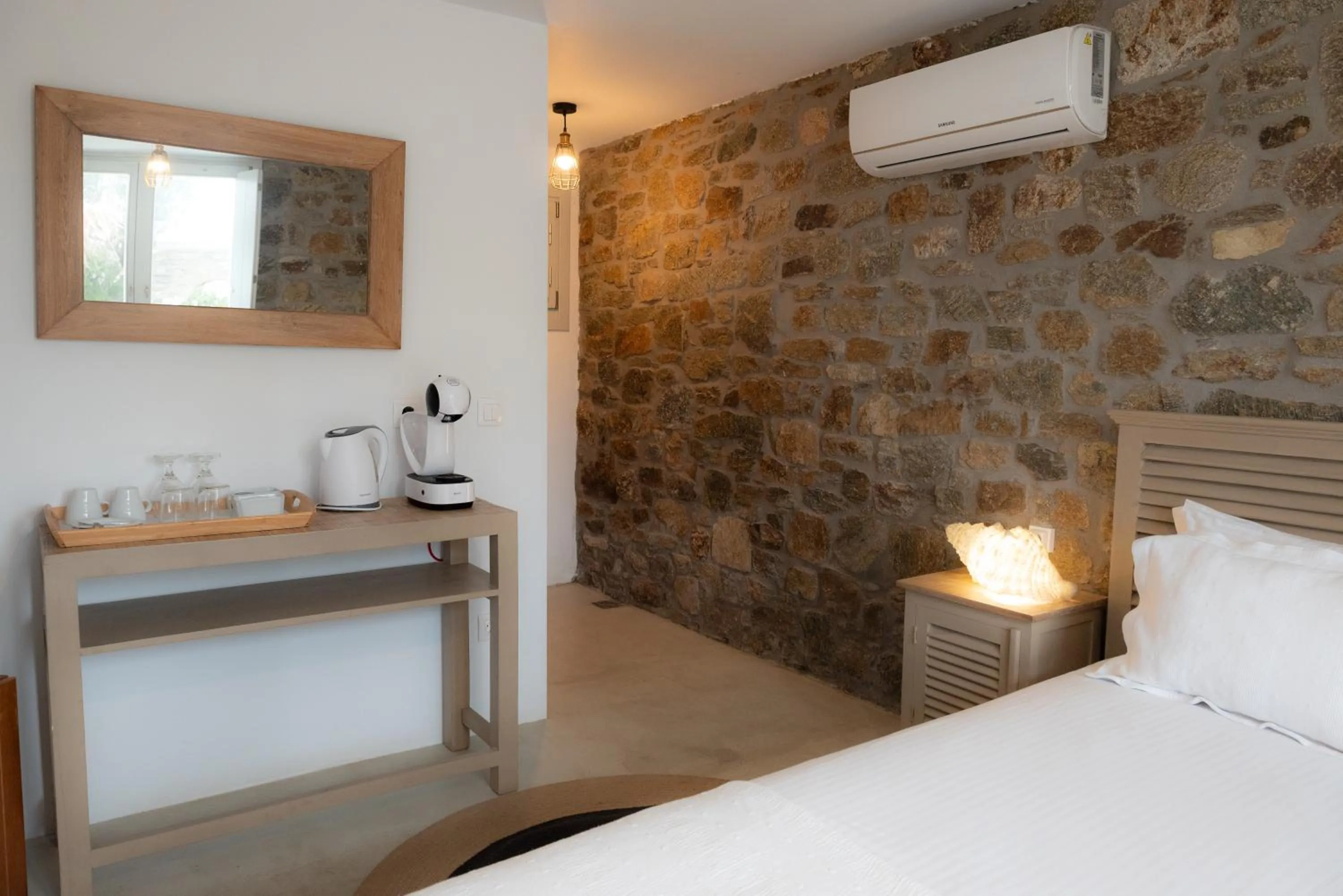 Bedroom, Bed in The Summit of Mykonos