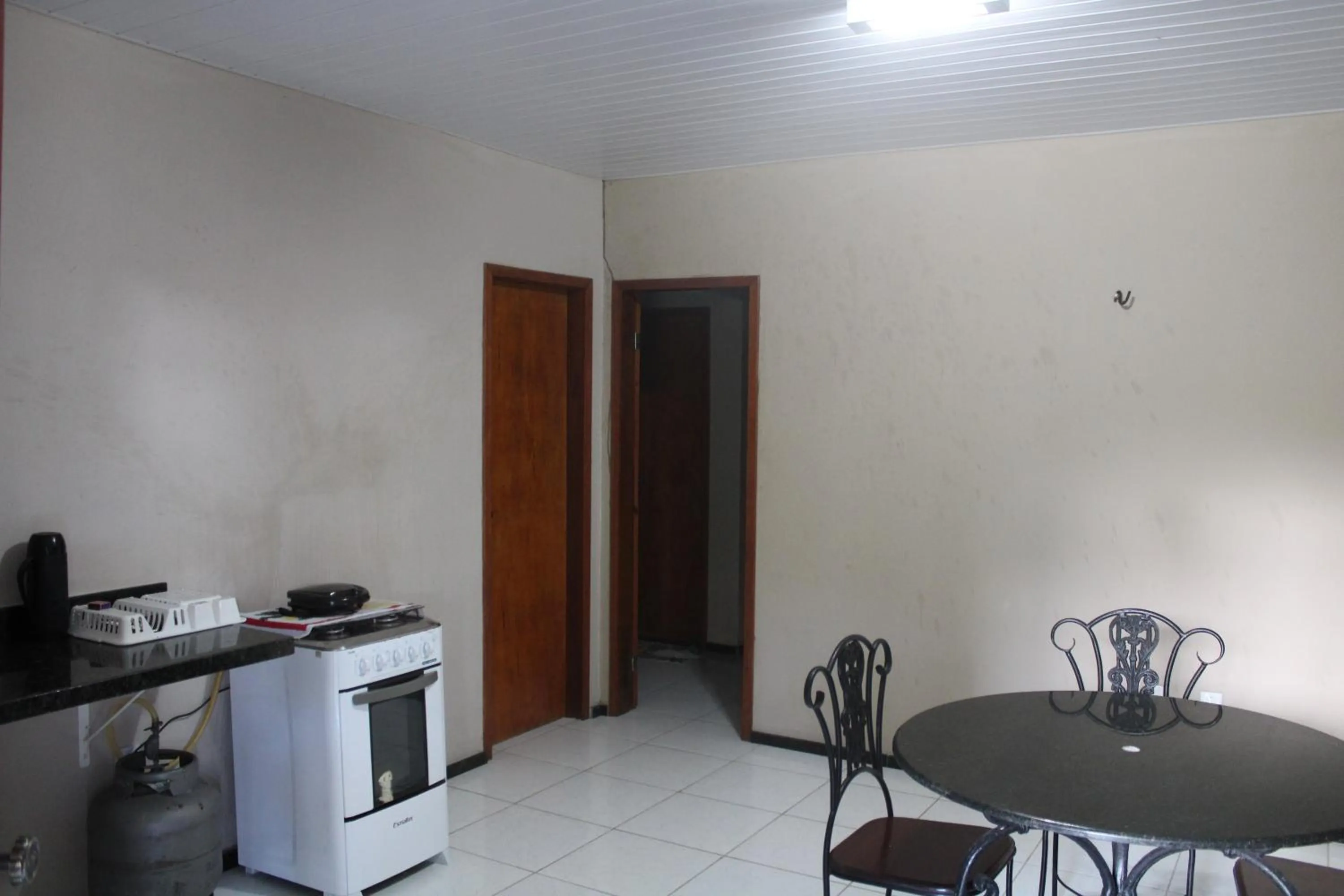 HOTEL CANTINHO DAS FLORES