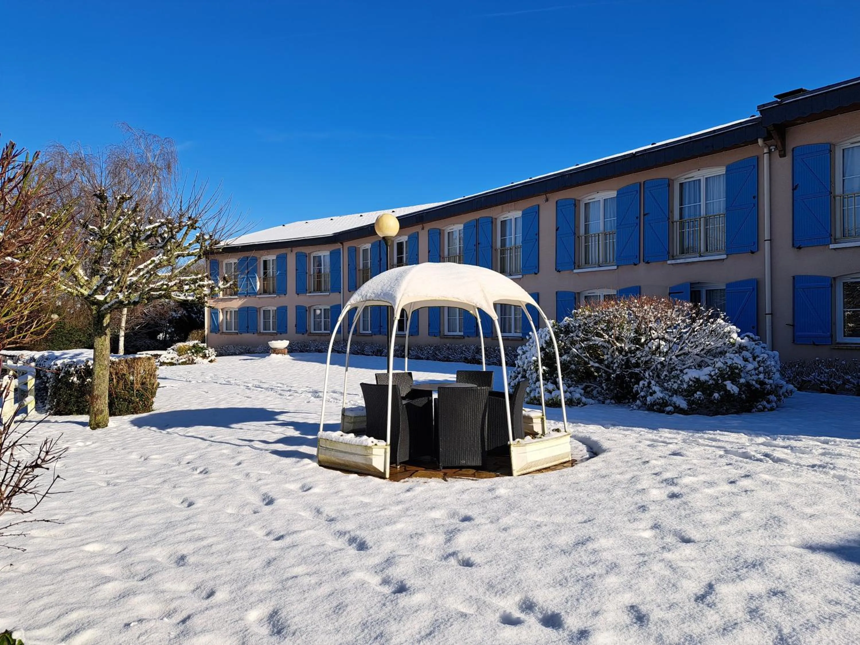 Winter in La Berteliere, The Originals Relais