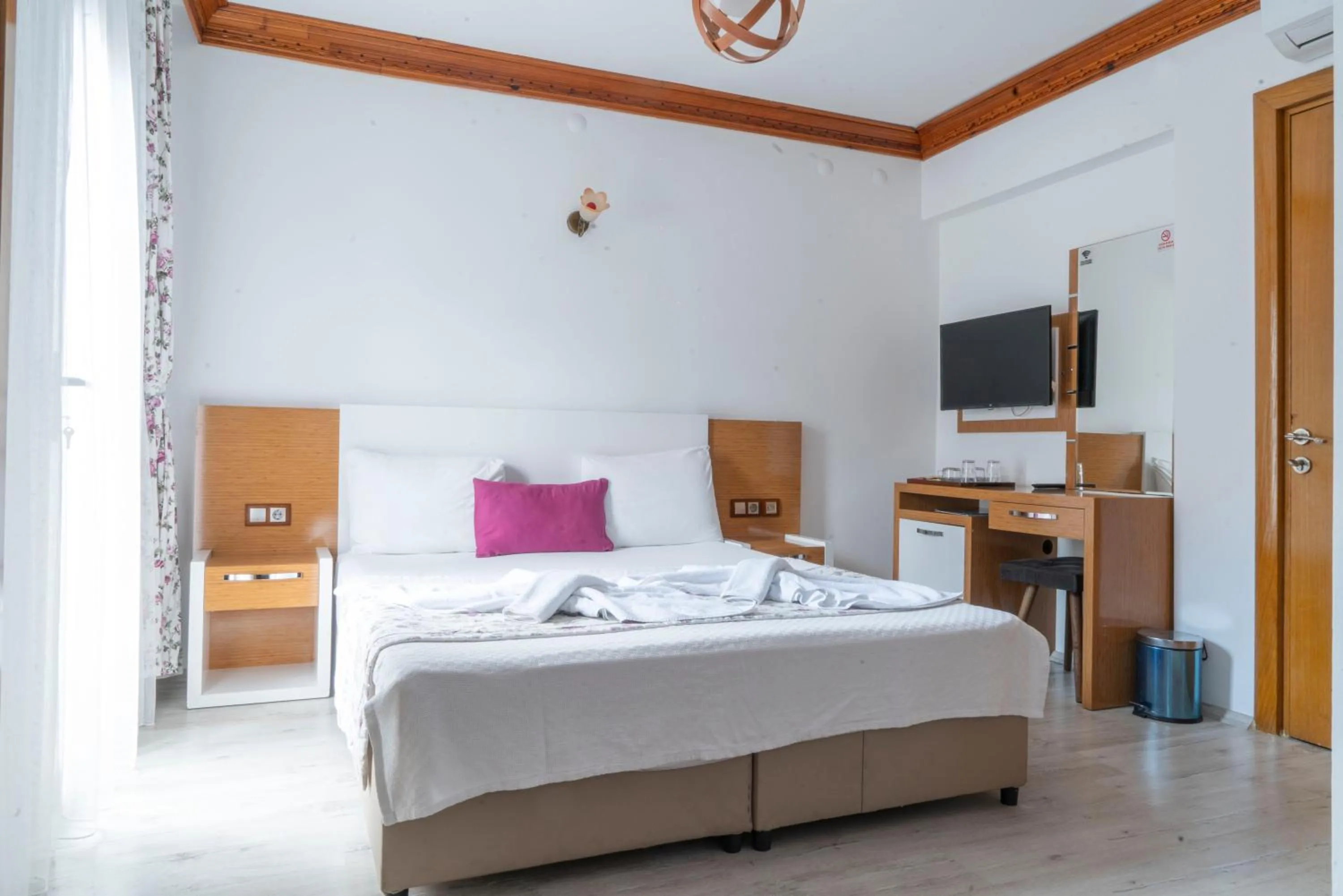 Bed in MANDALİN AKYAKA