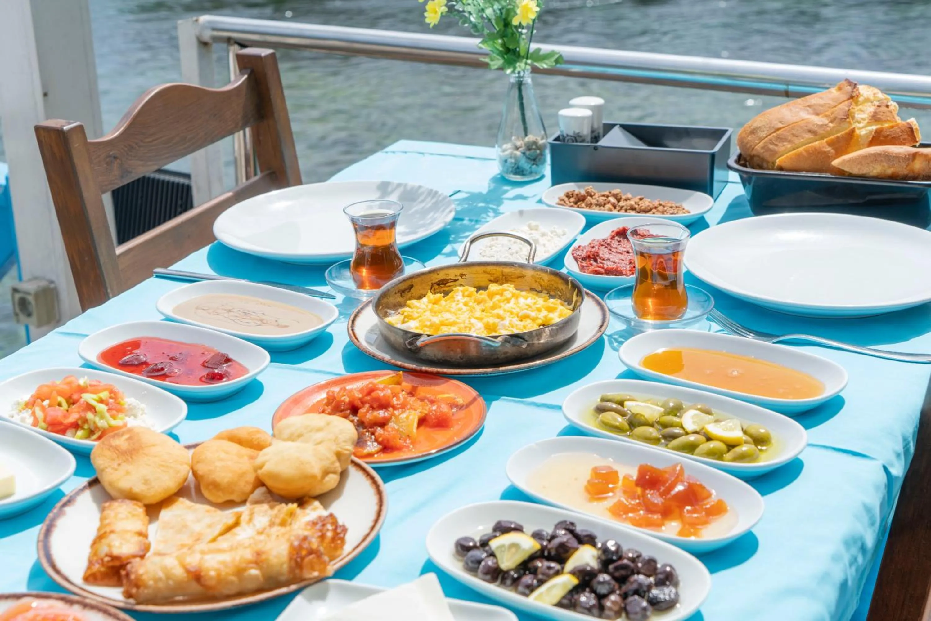 Breakfast in MANDALİN AKYAKA