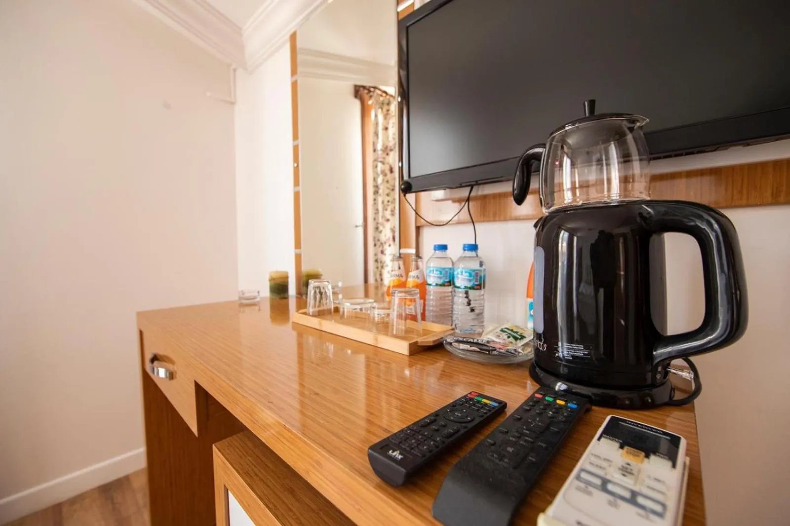 Coffee/tea facilities in MANDALİN AKYAKA