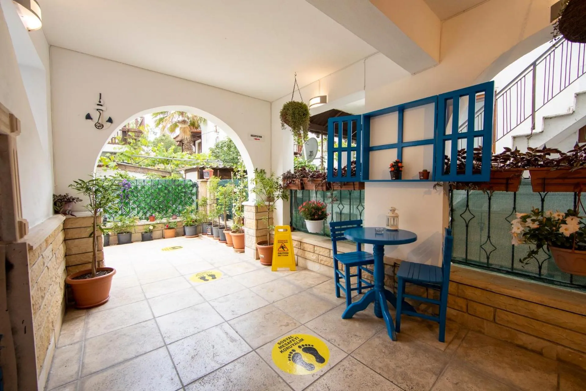 Lounge or bar in MANDALİN AKYAKA