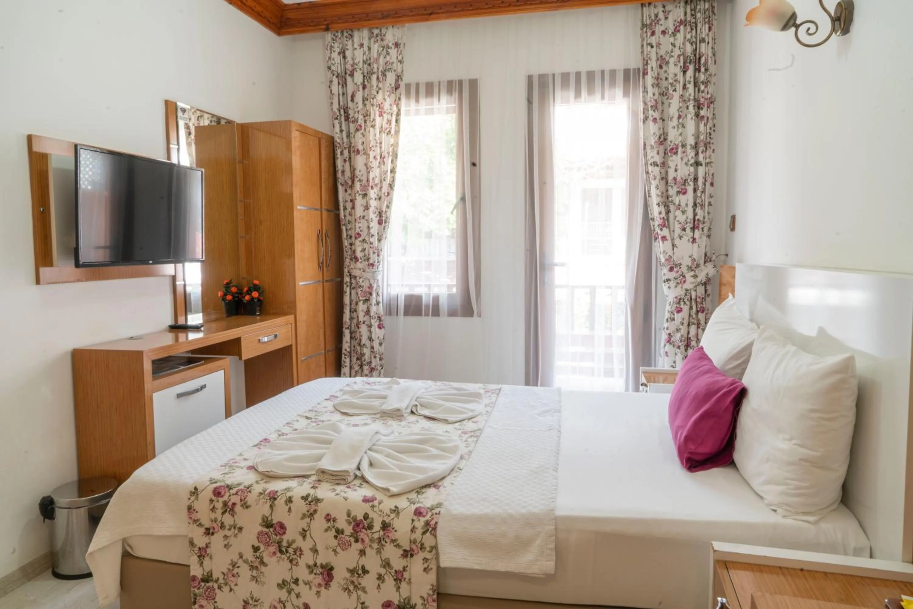 Bed in MANDALİN AKYAKA