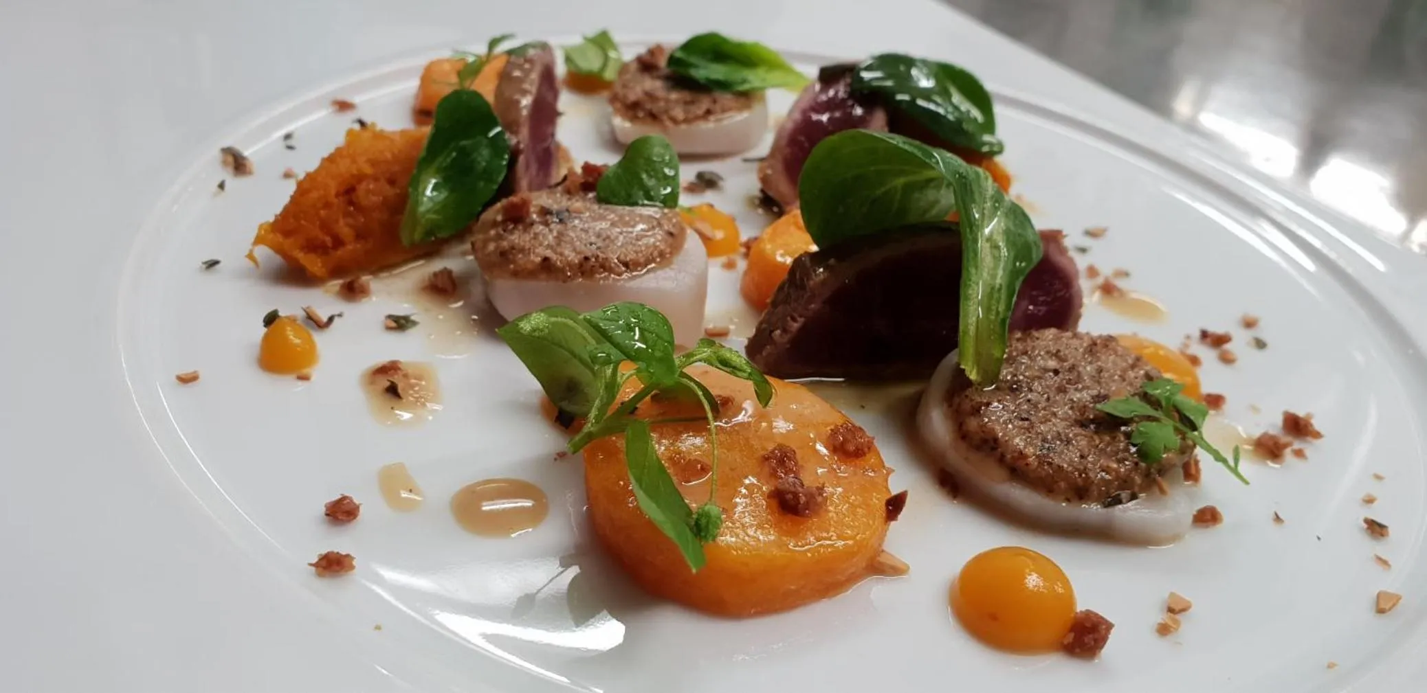 Food in Le Manoir de Pierre Levée, The Originals Collection