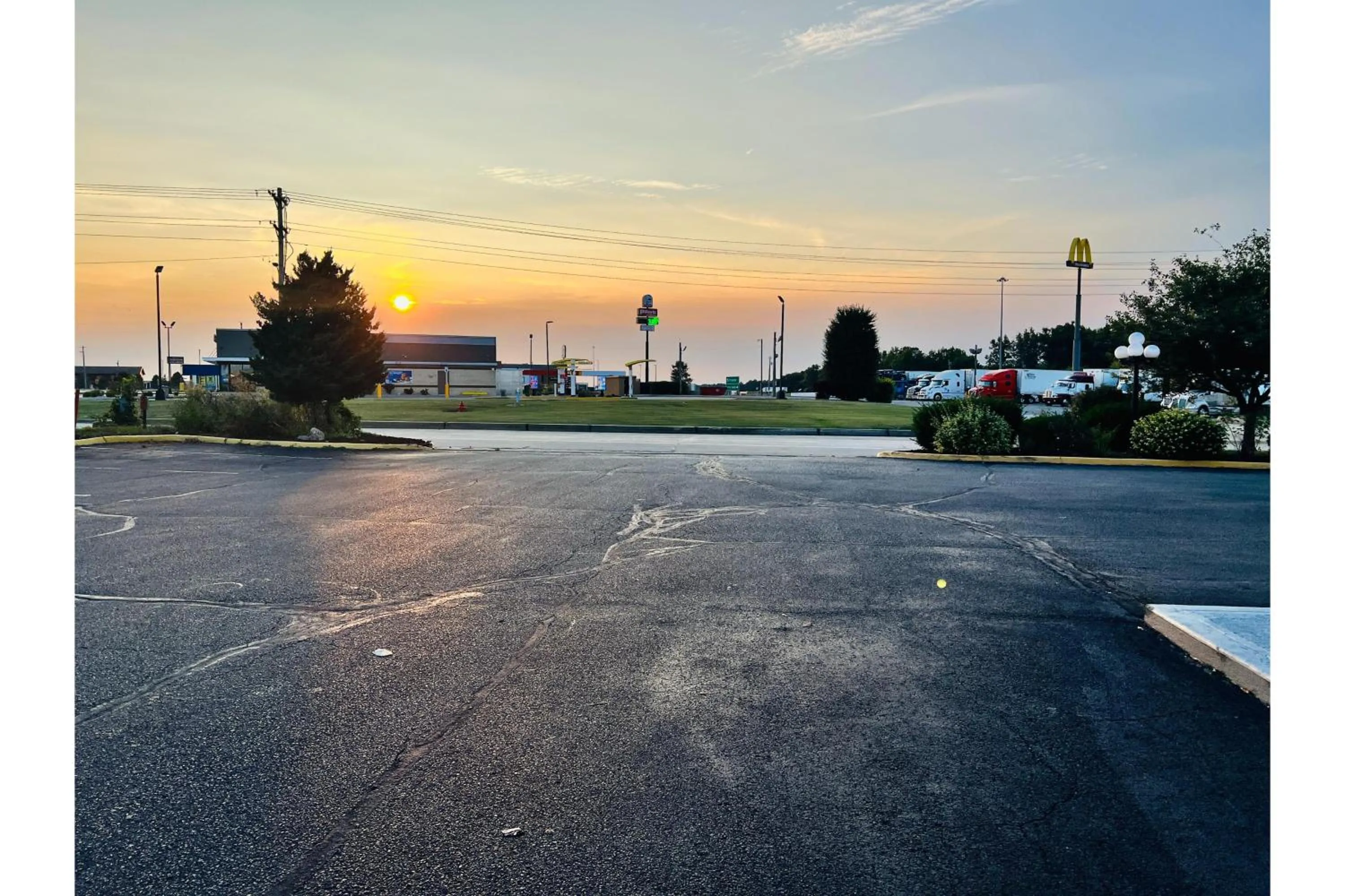 Facade/entrance in Relax Inn