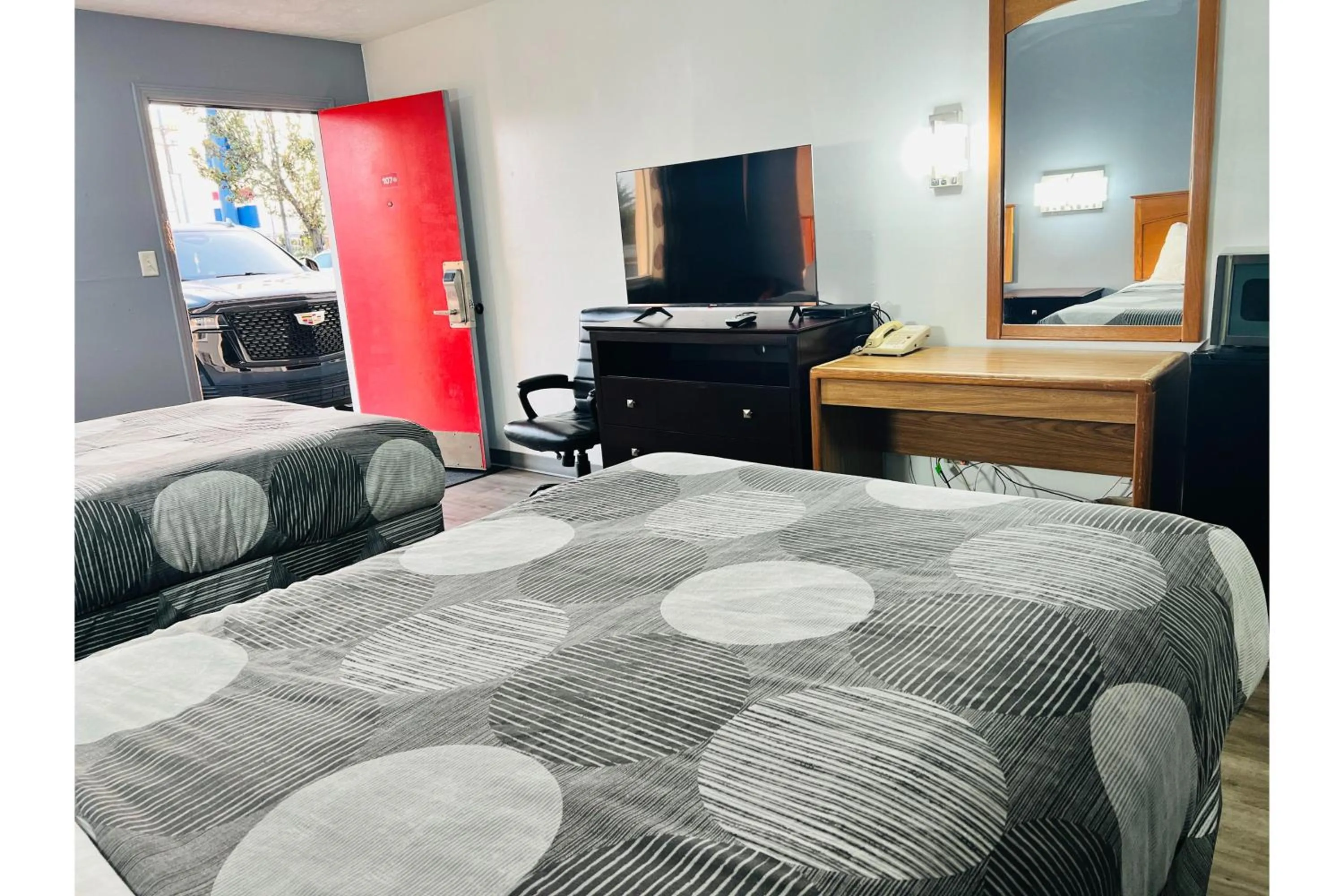 Bedroom, Bed in Relax Inn