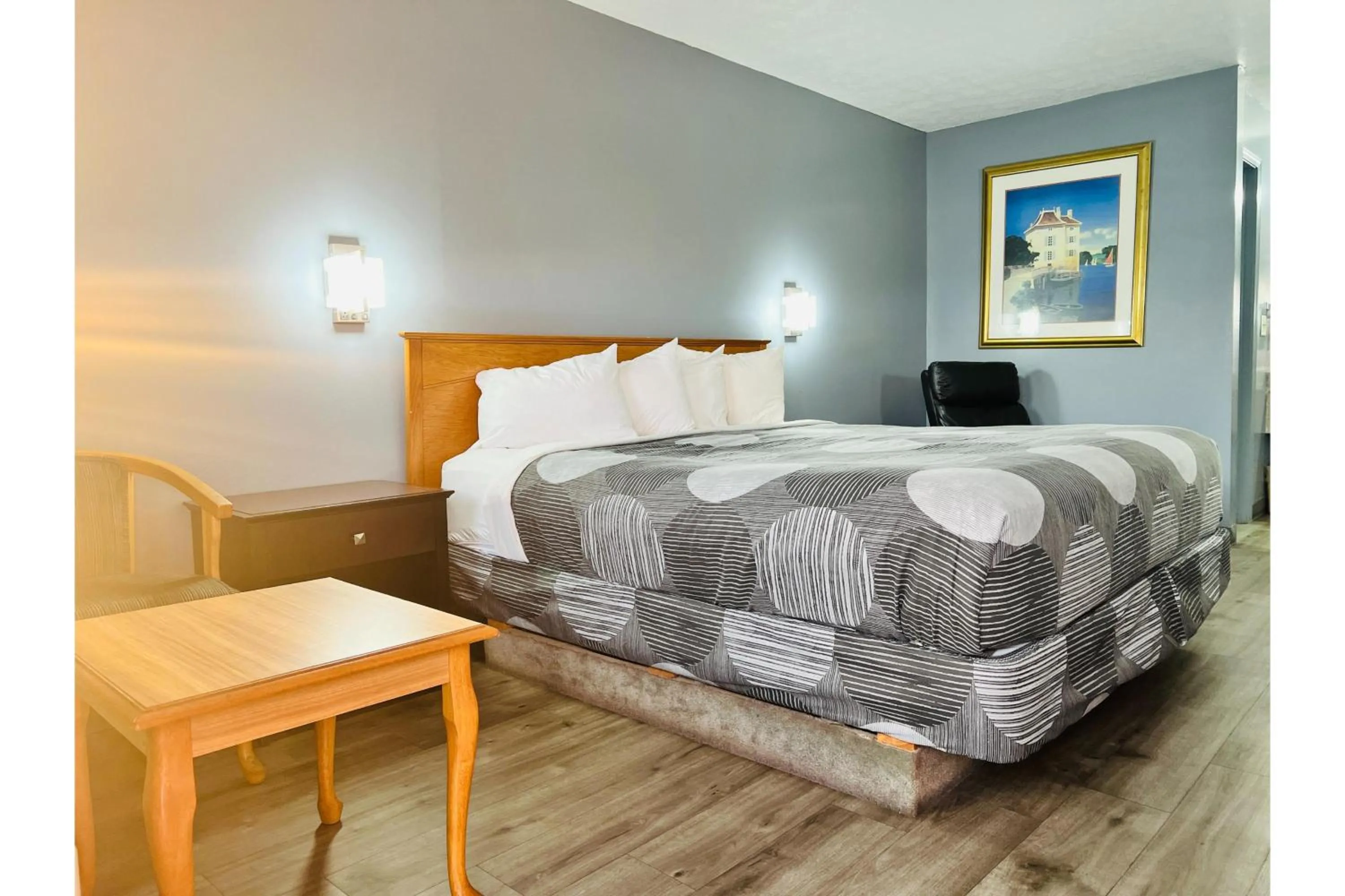 Bedroom, Bed in Relax Inn