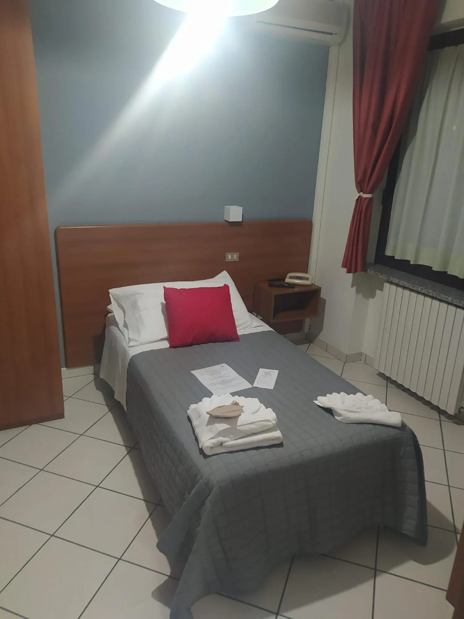 Bed in Hotel Baiardo