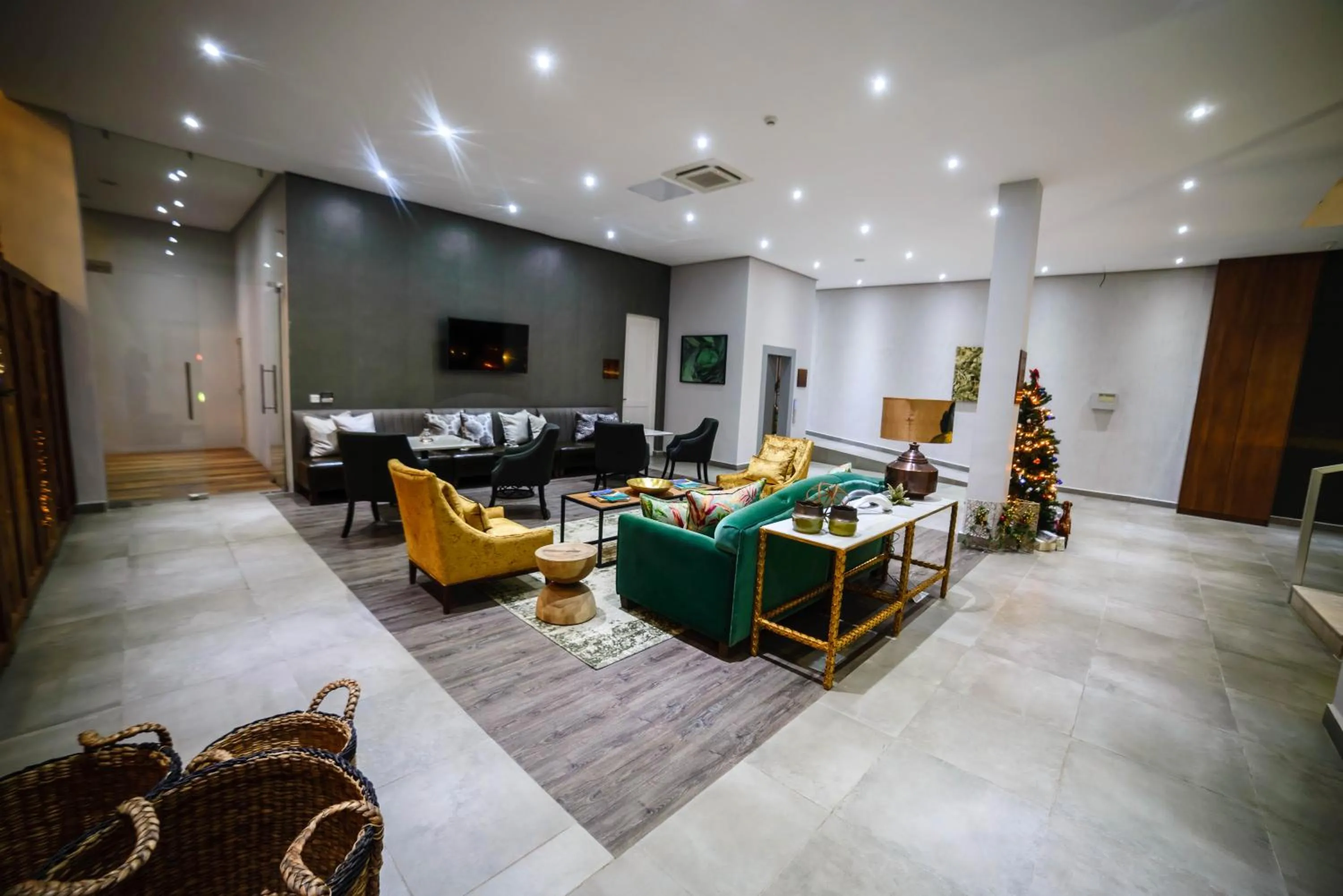 Lobby or reception in Le Elementos Boutique Hotel