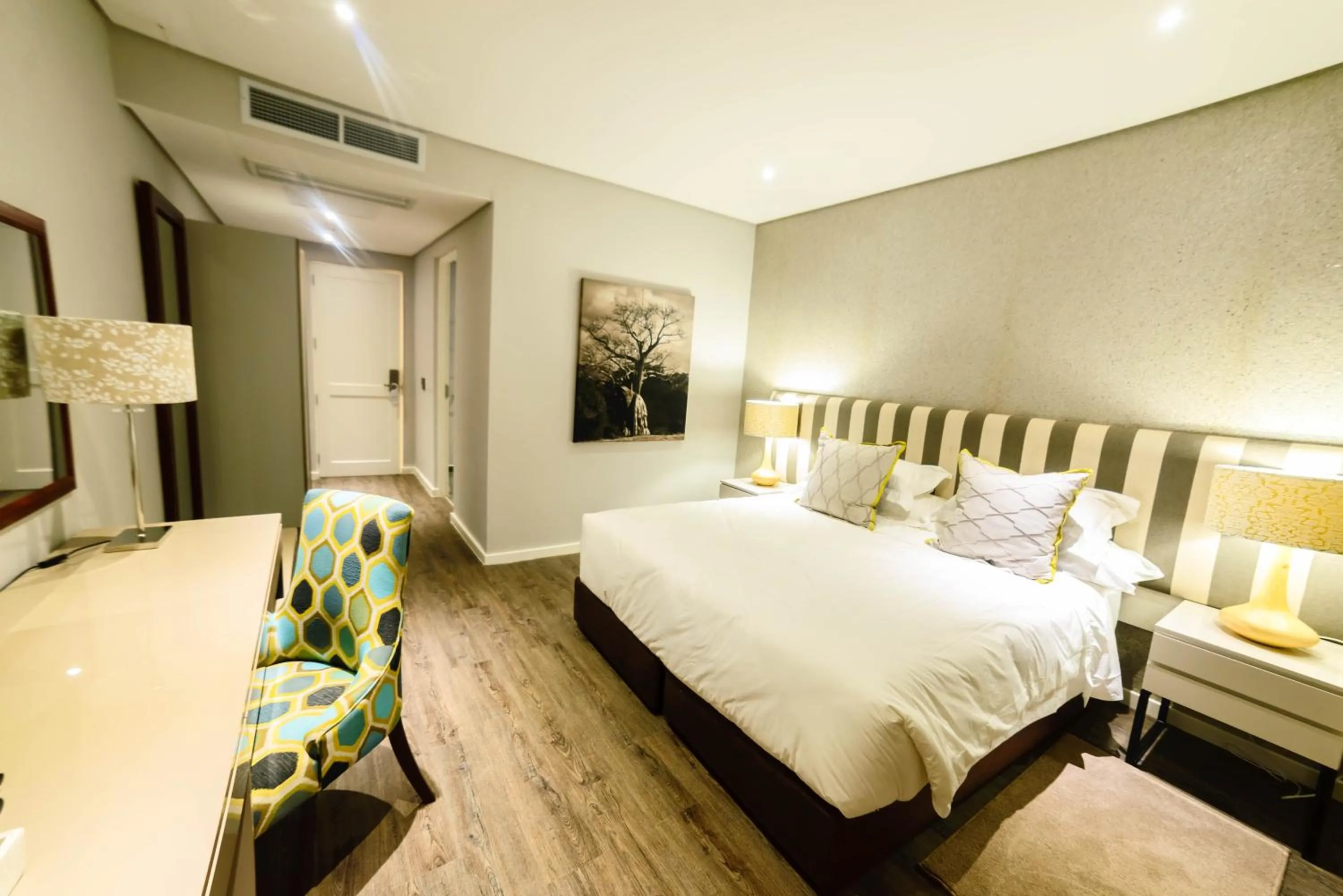 Bed in Le Elementos Boutique Hotel