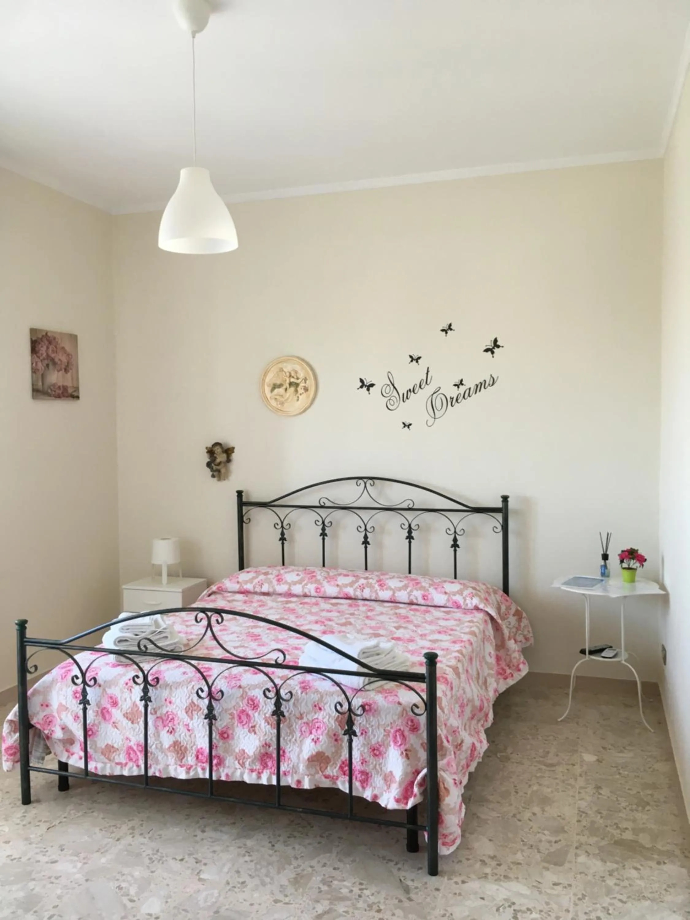 Bed in B&B Al Campanile