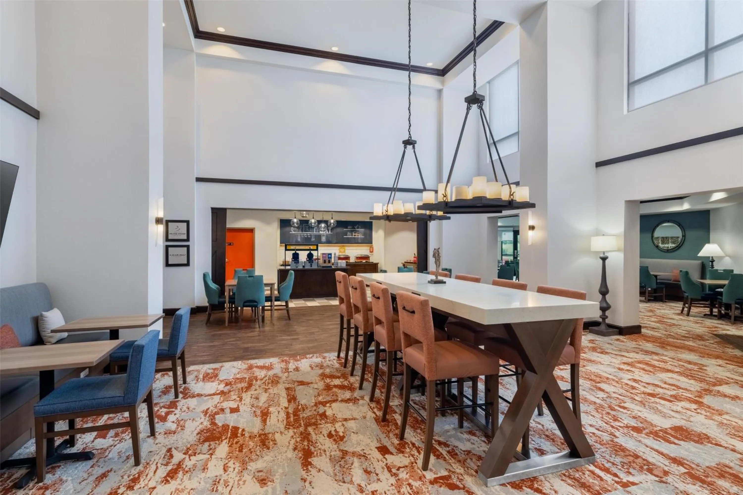 Breakfast in Hampton Inn & Suites I-35/Mulvane