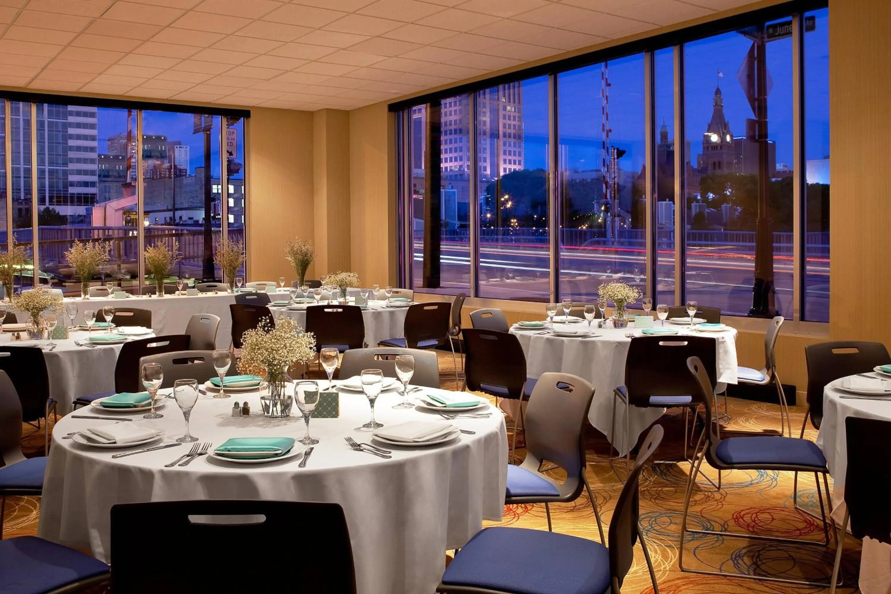 Meeting/conference room in aloft Hotel Milwaukee Downtown