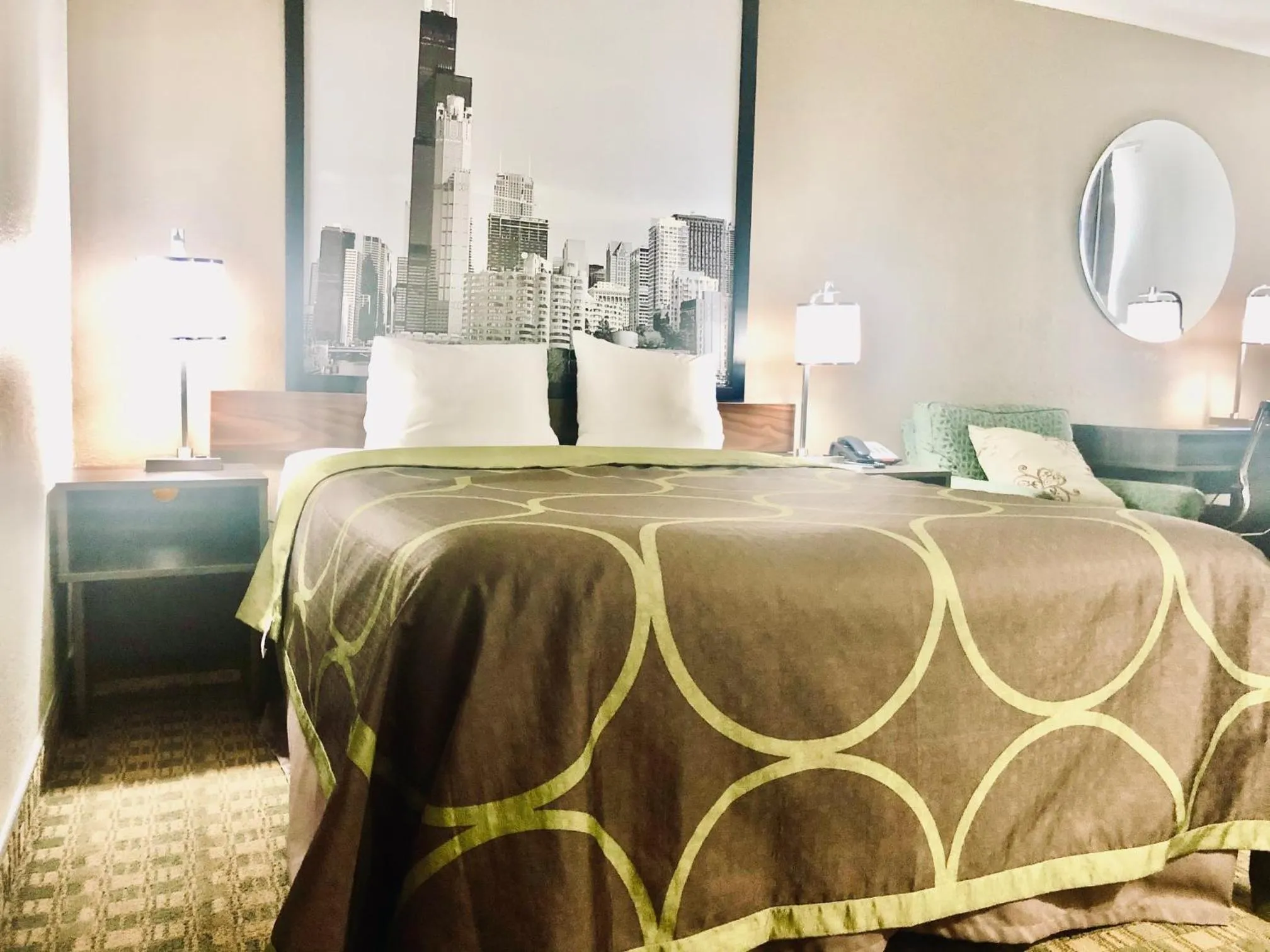 Bedroom, Bed in Super 8 by Wyndham Peru Starved Rock State Park