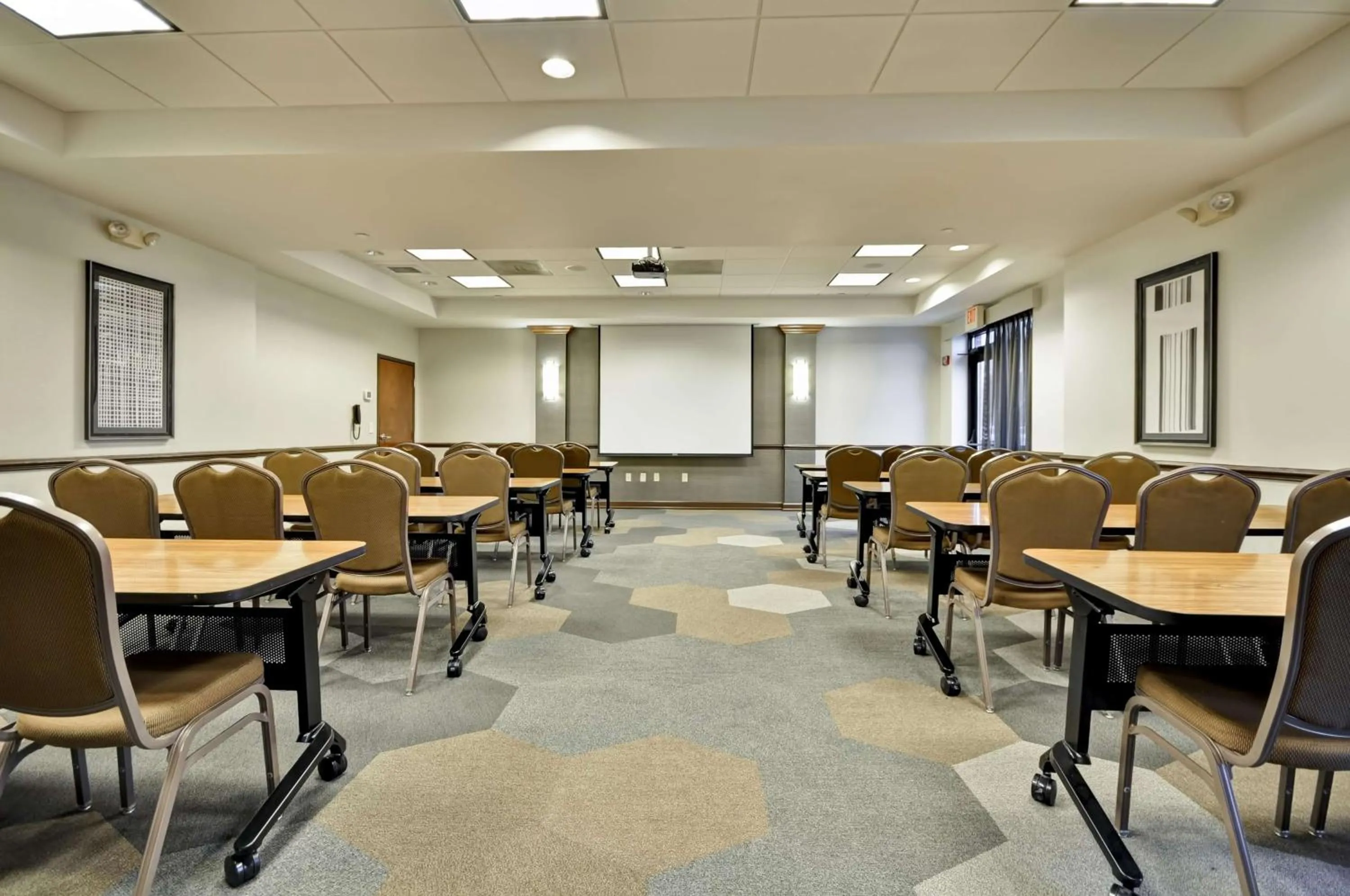 On site in Hyatt Place Minneapolis Airport South