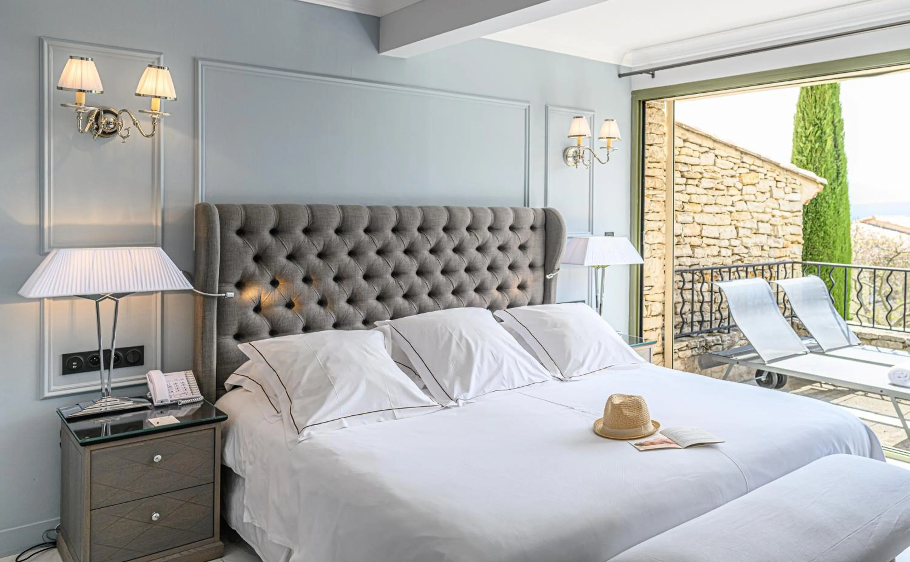 Bed in Hotel Les Bories & Spa