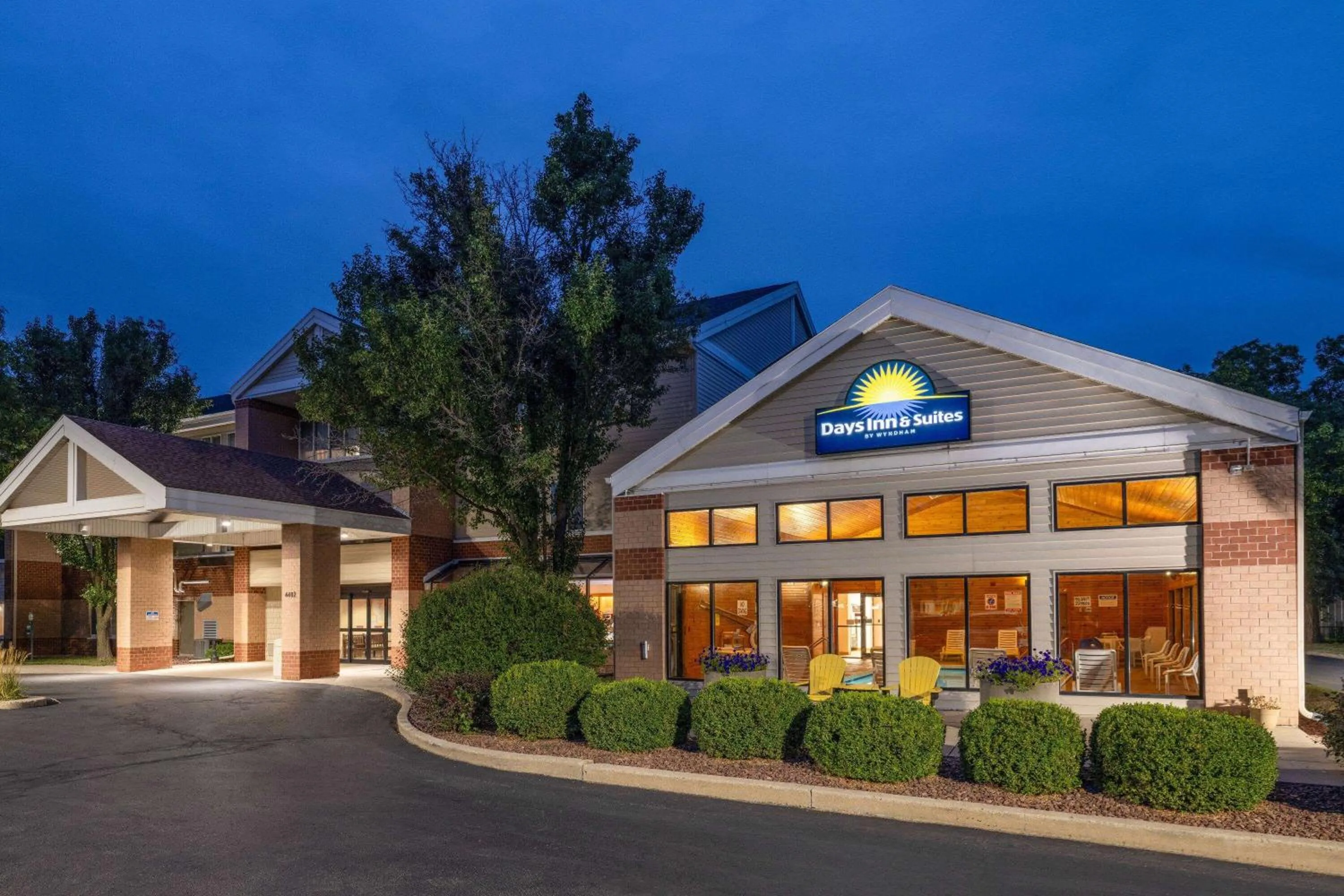 Property building in Days Inn & Suites by Wyndham Madison