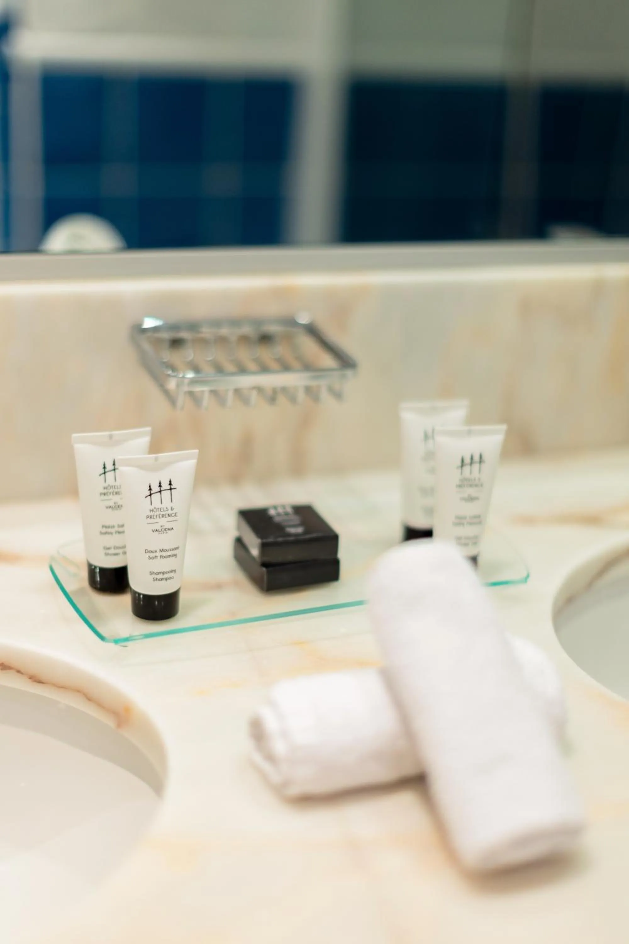 Bathroom in Relais de Margaux - Hôtel, Golf & Spa