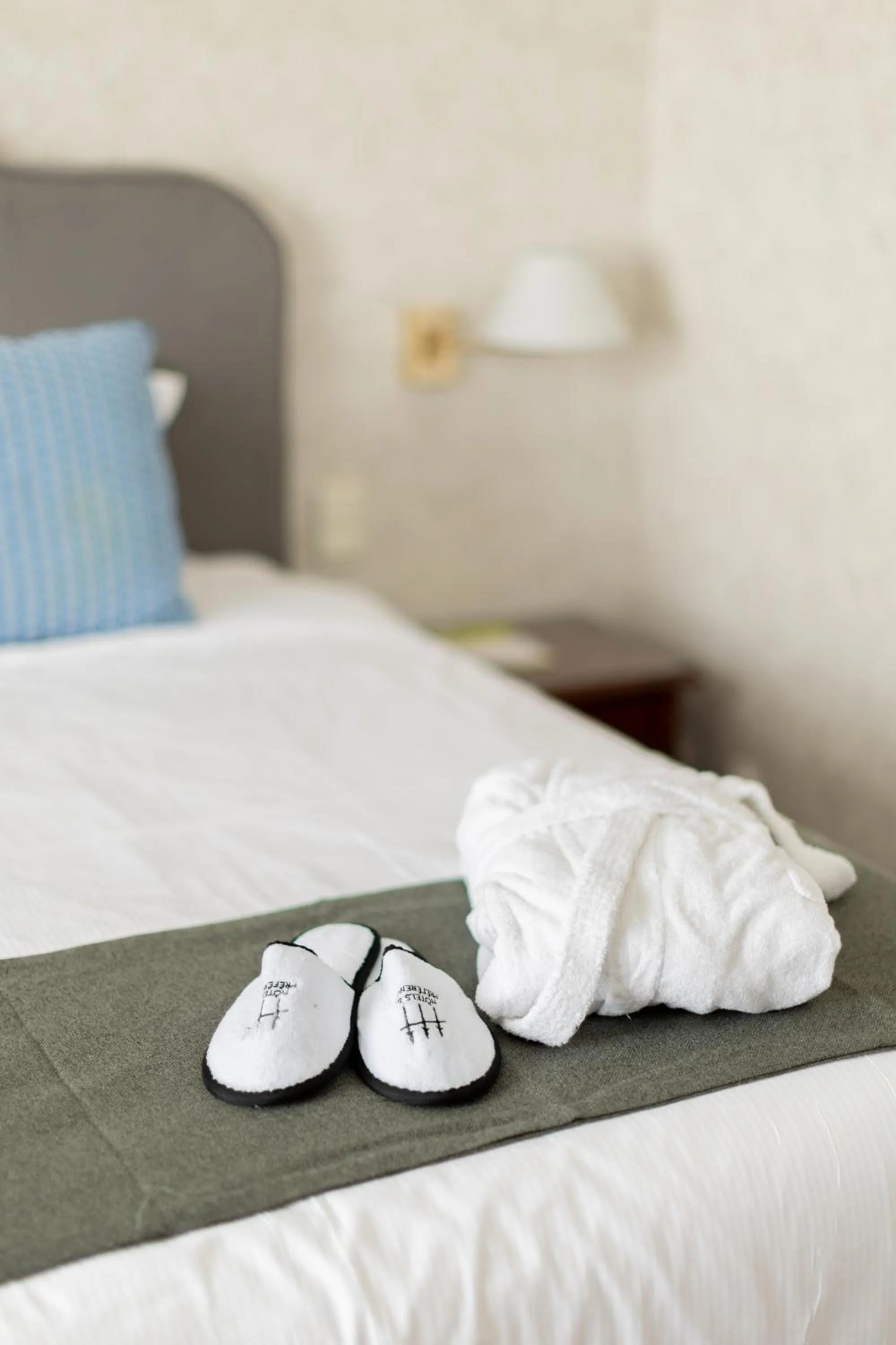 Decorative detail, Bed in Relais de Margaux - Hôtel, Golf & Spa