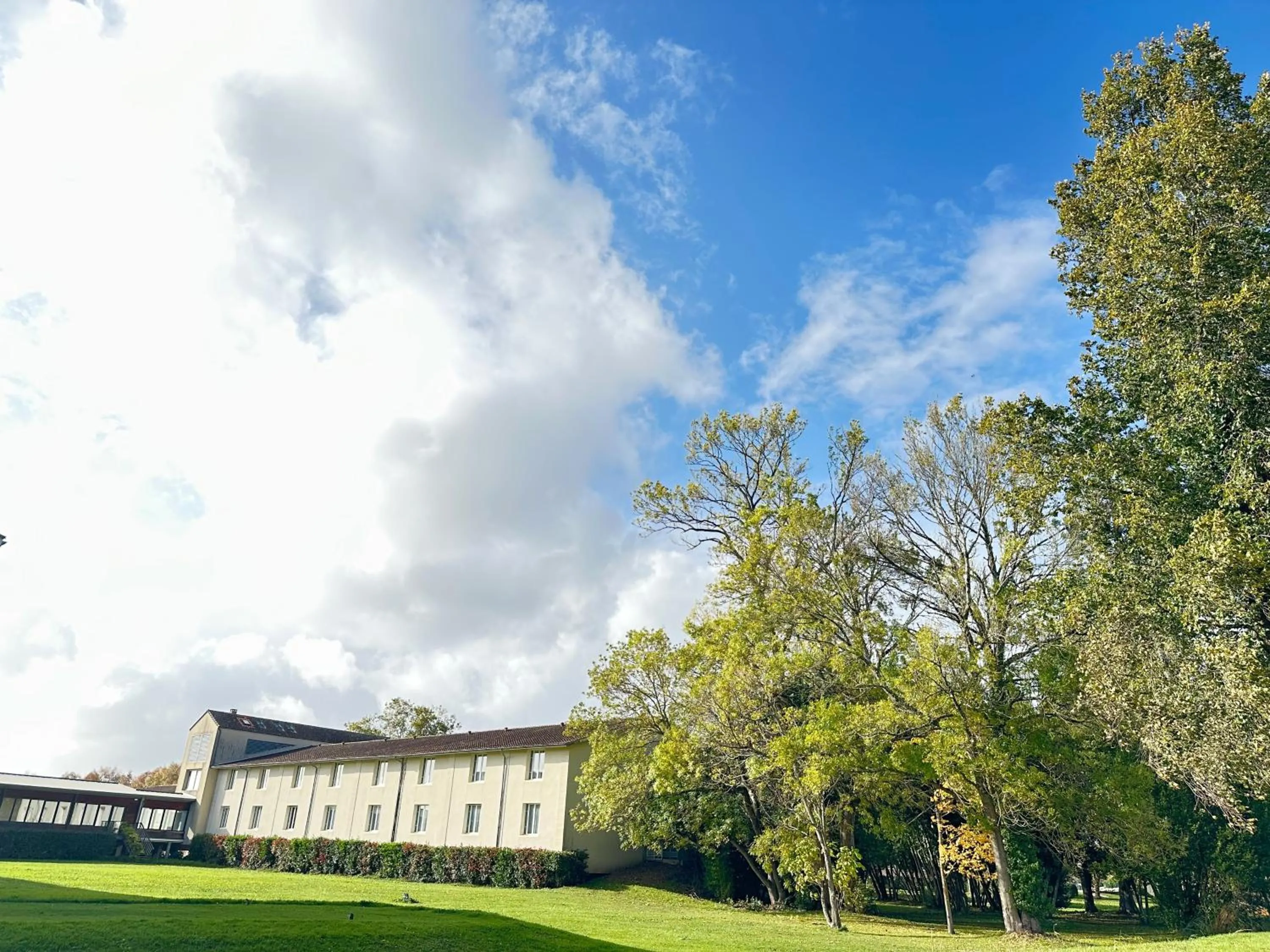 Property building in Relais de Margaux - Hôtel, Golf & Spa