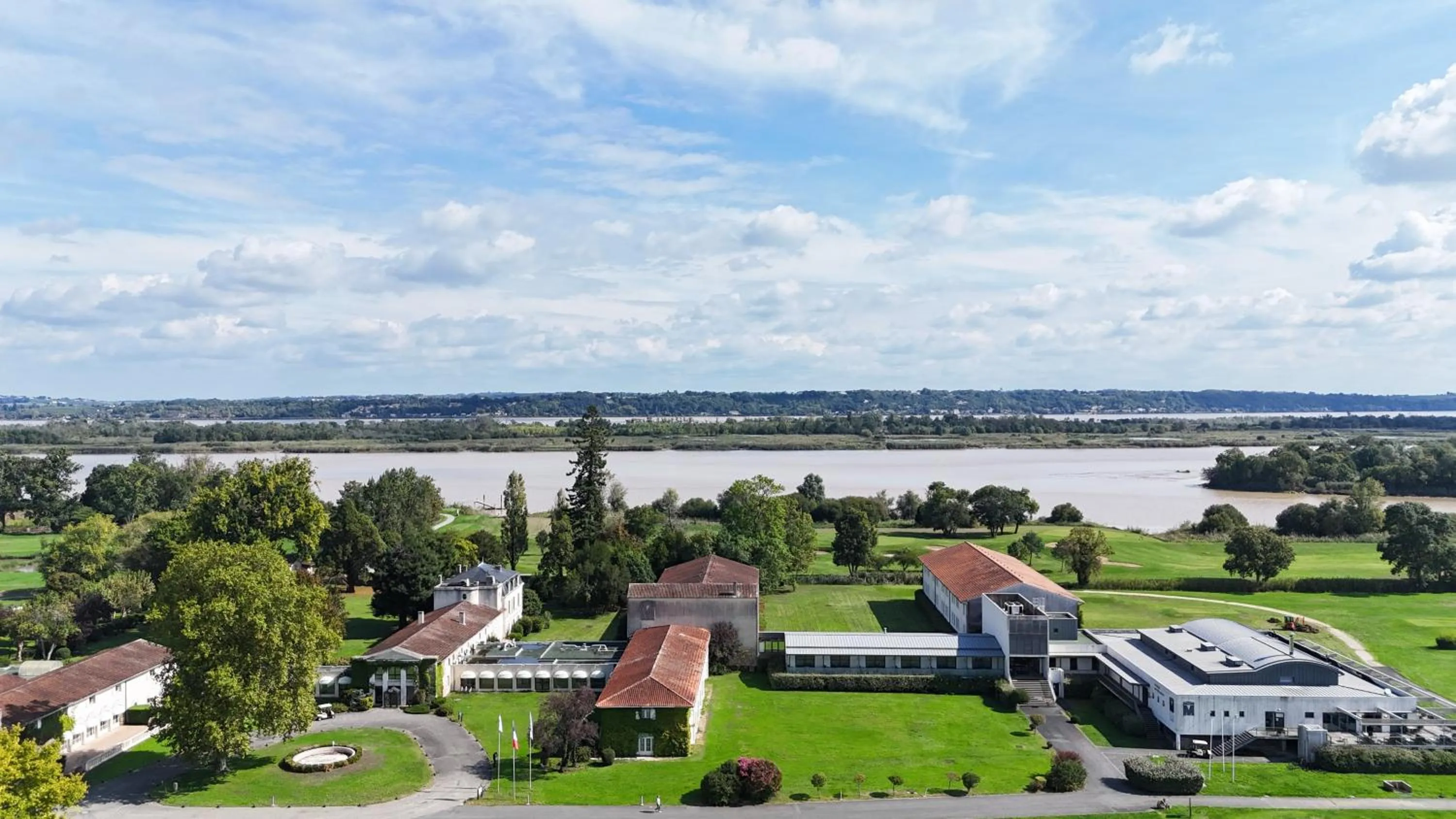 Bird's eye view in Relais de Margaux - Hôtel, Golf & Spa