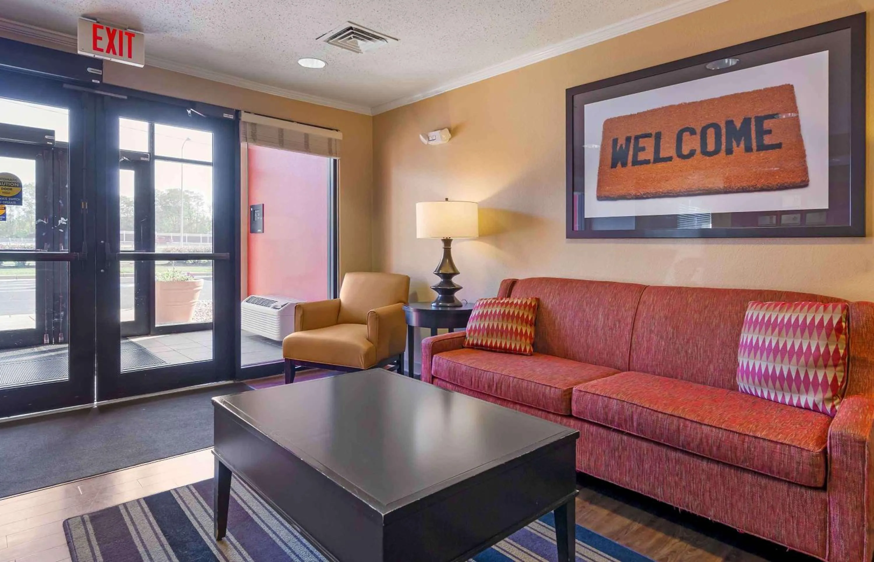 Lobby or reception in Extended Stay America Select Suites - Madison - Old Sauk Rd