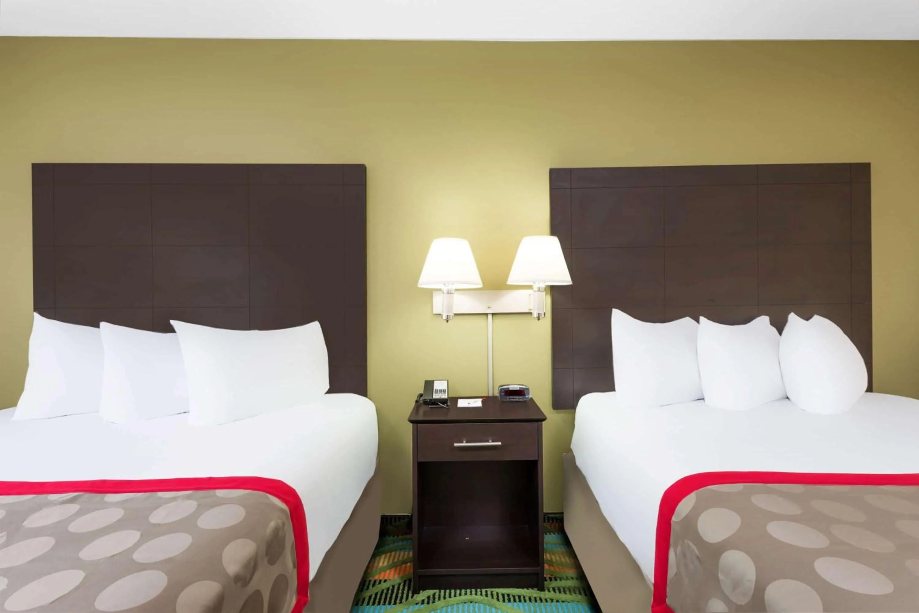 Photo of the whole room, Bed in Ramada by Wyndham Vandalia