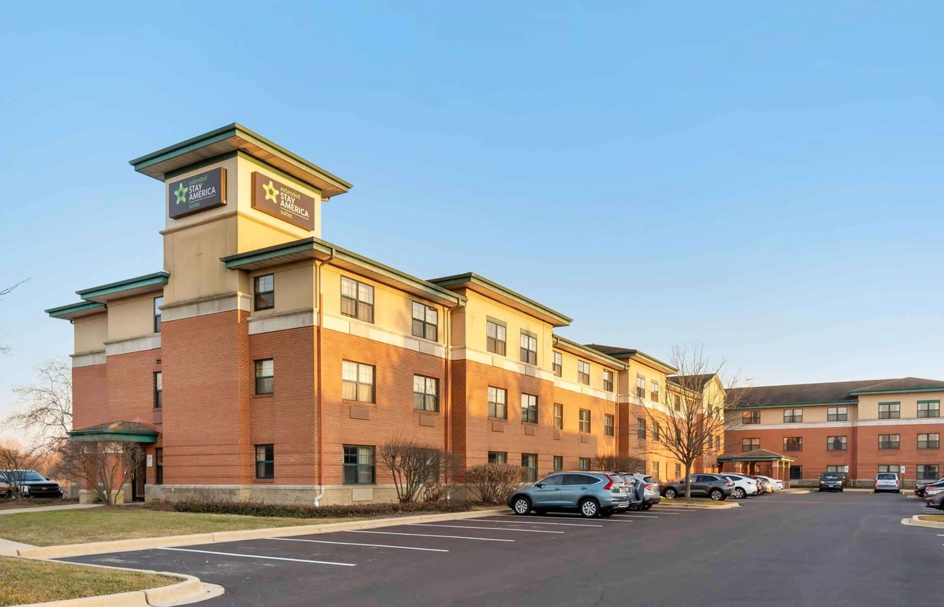 Property building in Extended Stay America Suites - Chicago - Vernon Hills - Lake Forest