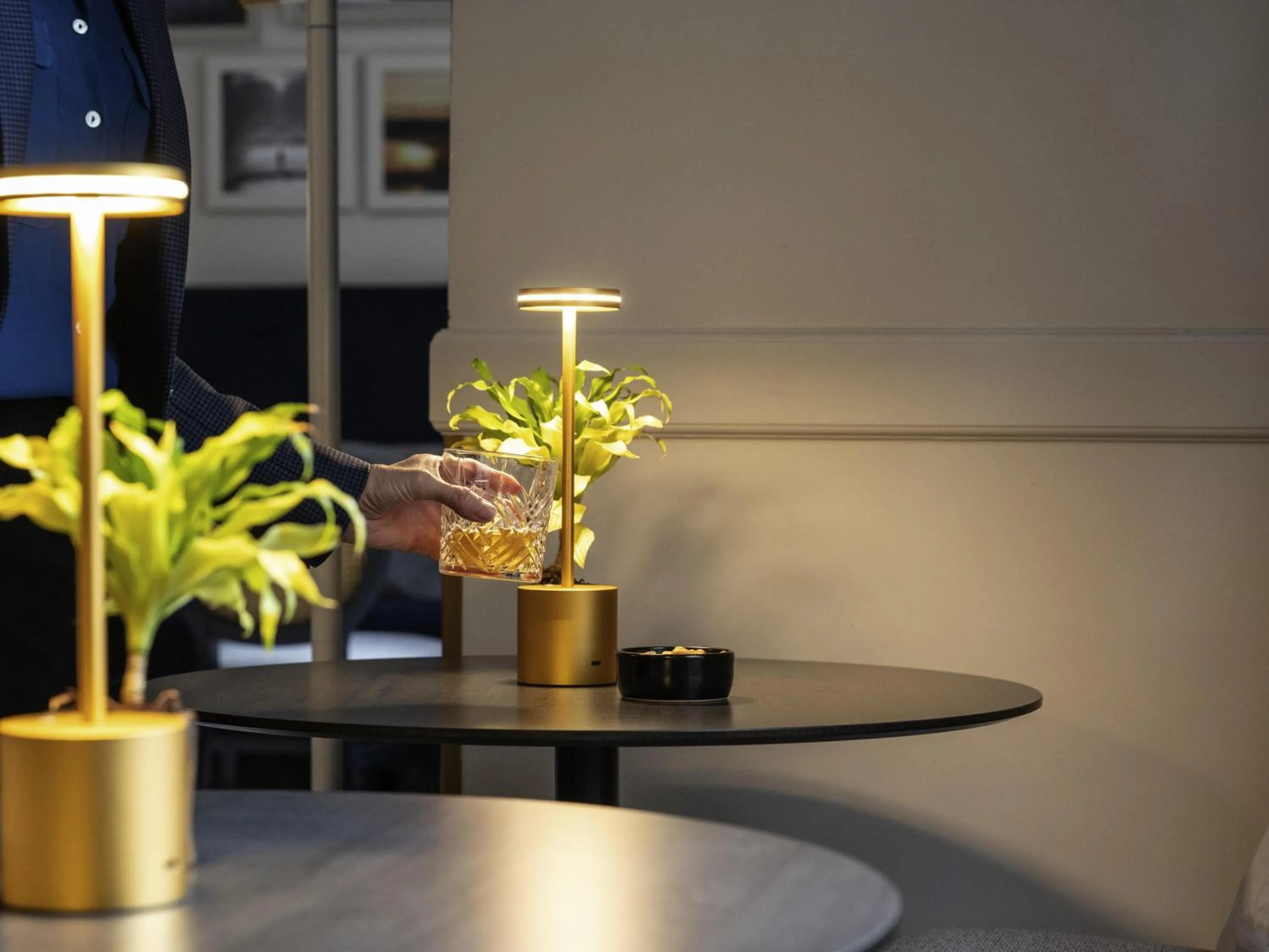 Lounge or bar in Mercure Paris Notre Dame Saint Germain des Prés