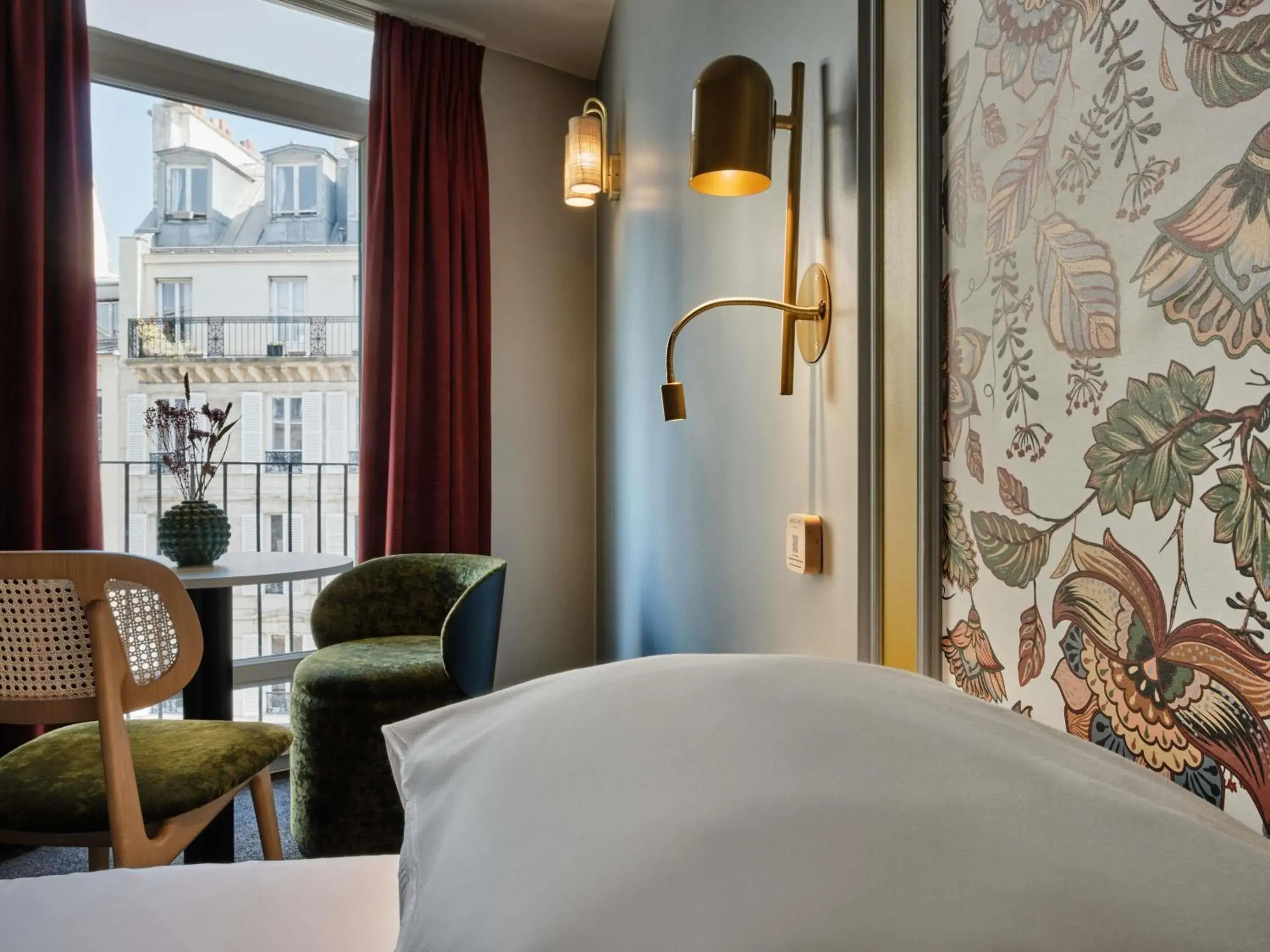 Privilege Twin Room in Mercure Paris Notre Dame Saint Germain des Prés Privilege Twin Room in Mercure Paris Notre Dame Saint Germain des Prés