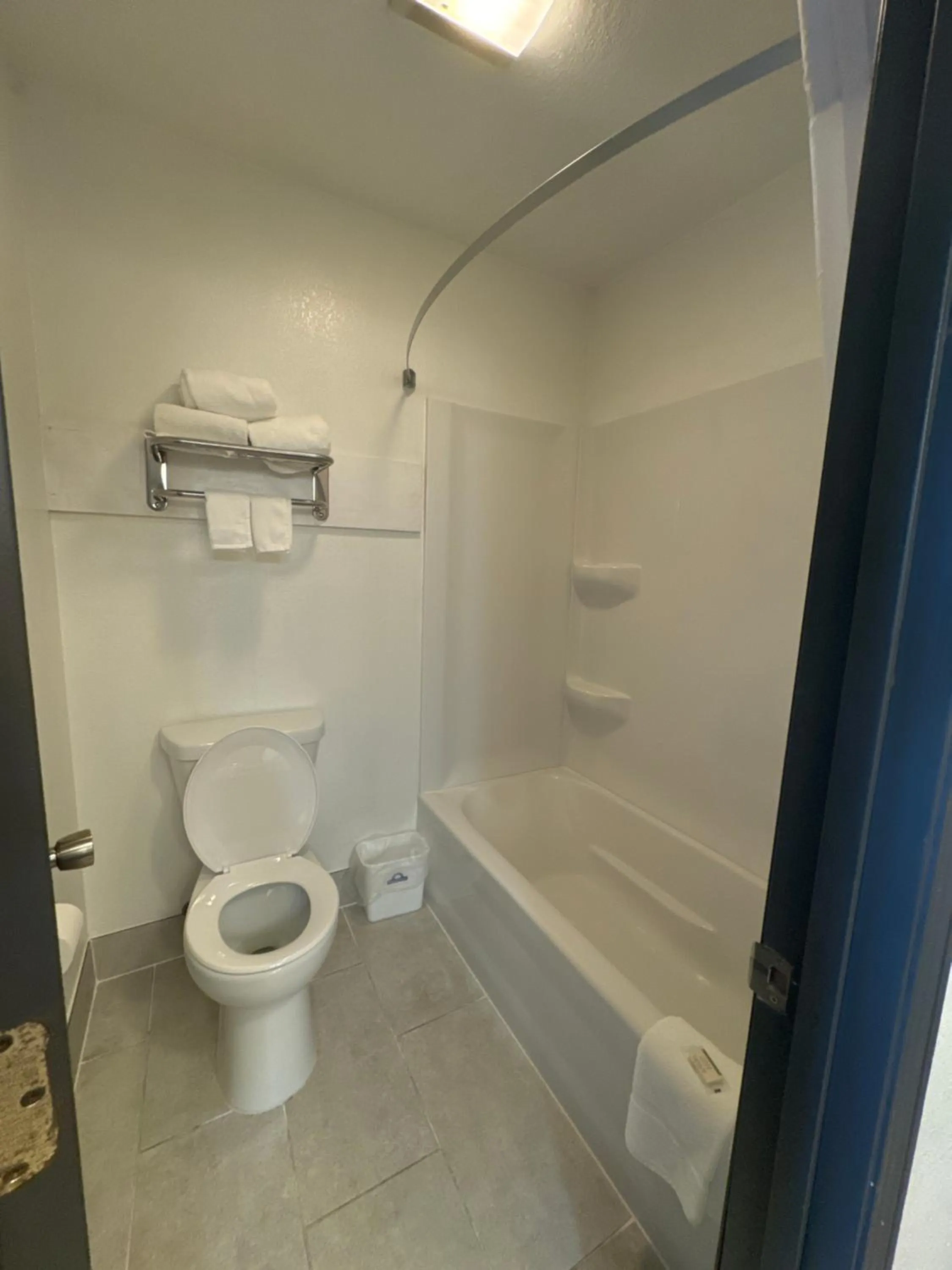 Days Inn by Wyndham Salina I-70