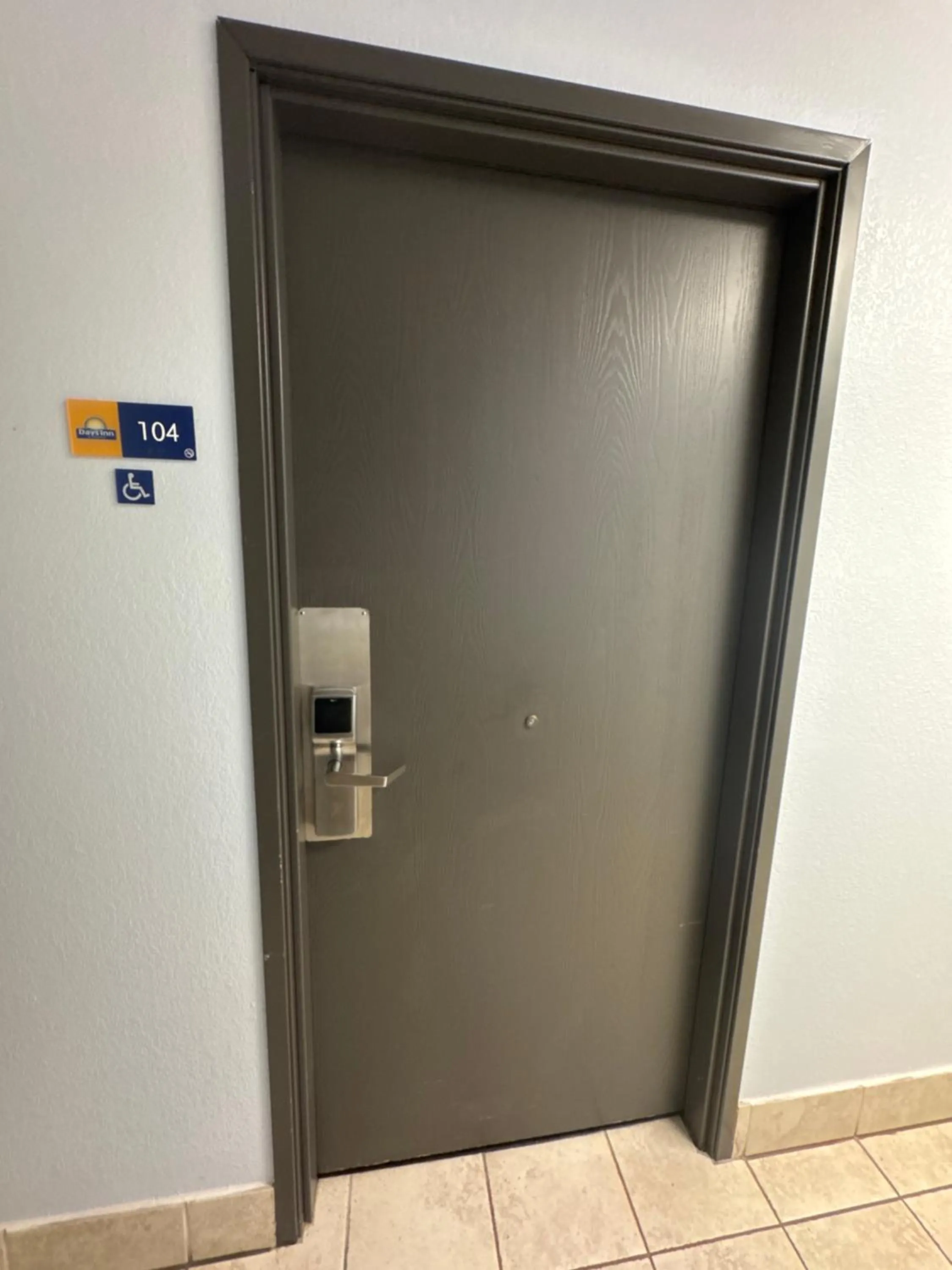 Days Inn by Wyndham Salina I-70