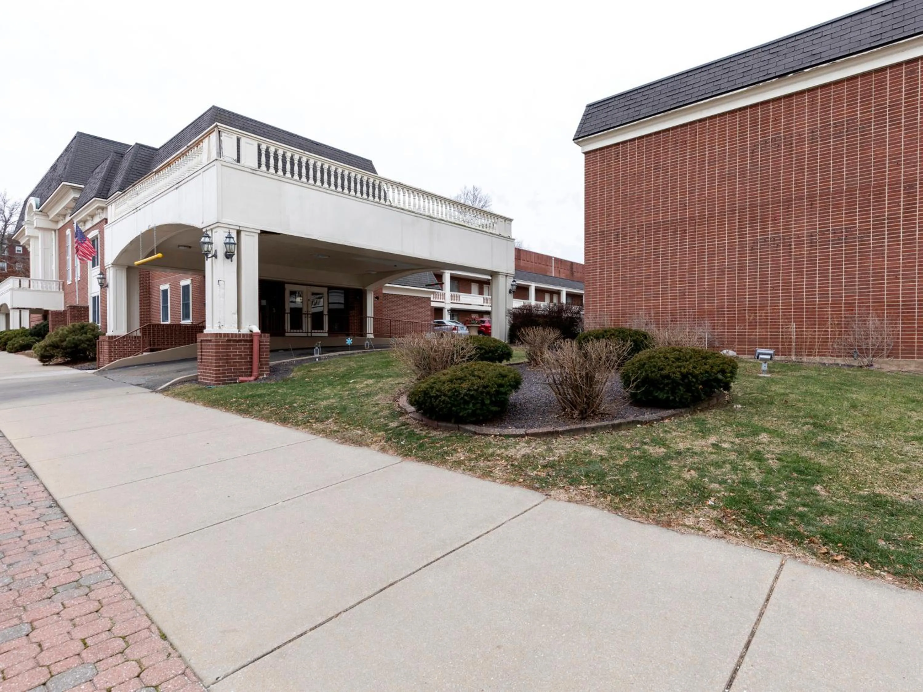 Facade/entrance in Mansion View Inn & Suites