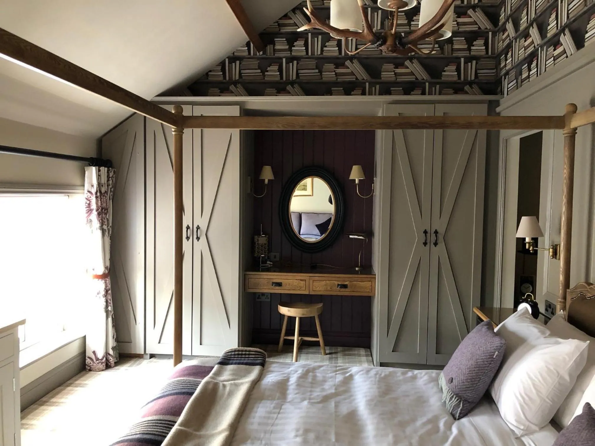 Photo of the whole room, Bed in The Farrier