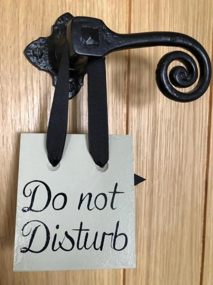 Logo/Certificate/Sign in The Farrier