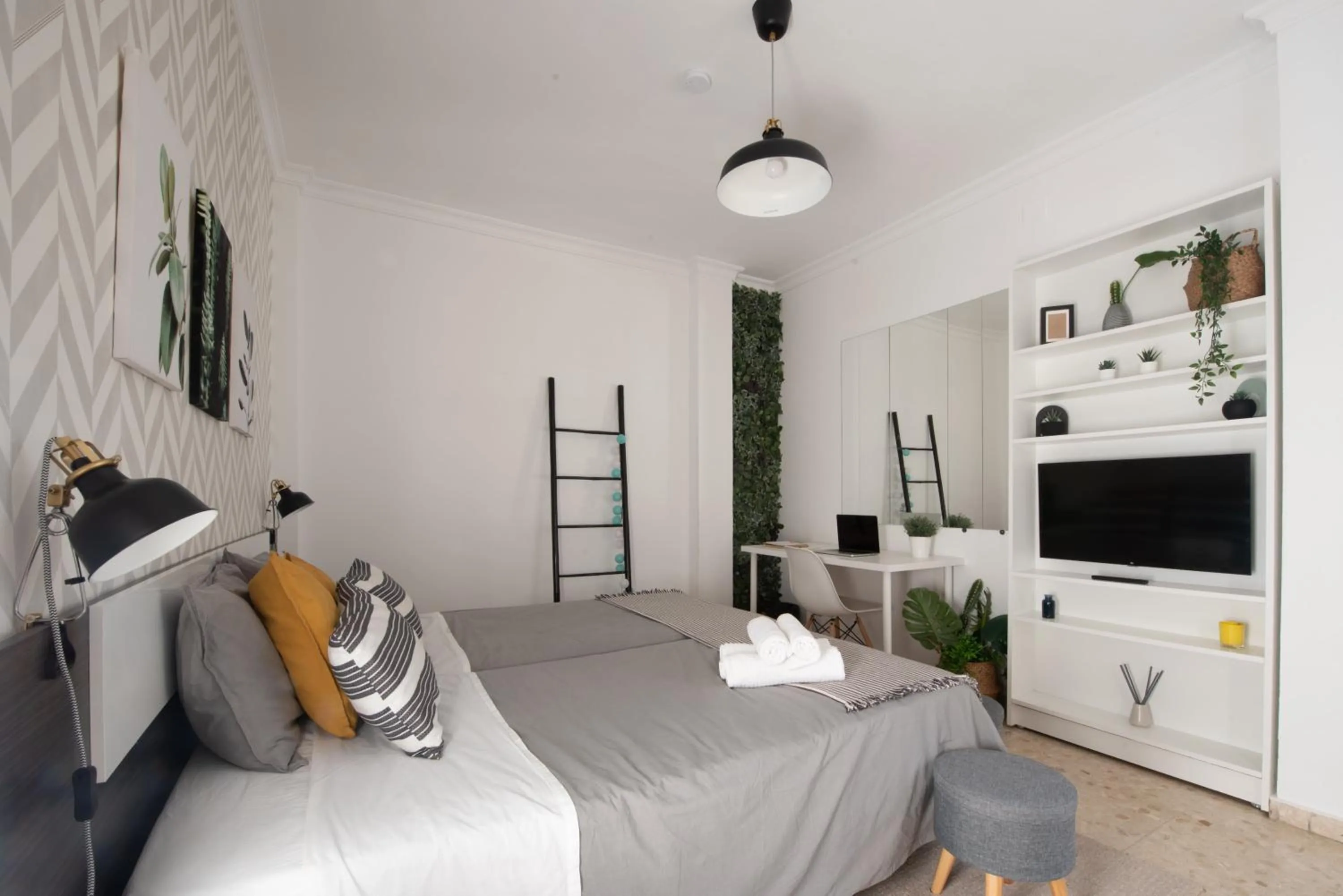 TV and multimedia, Bed in Nordik Rooms Urban - Trinidad "Copenhague"