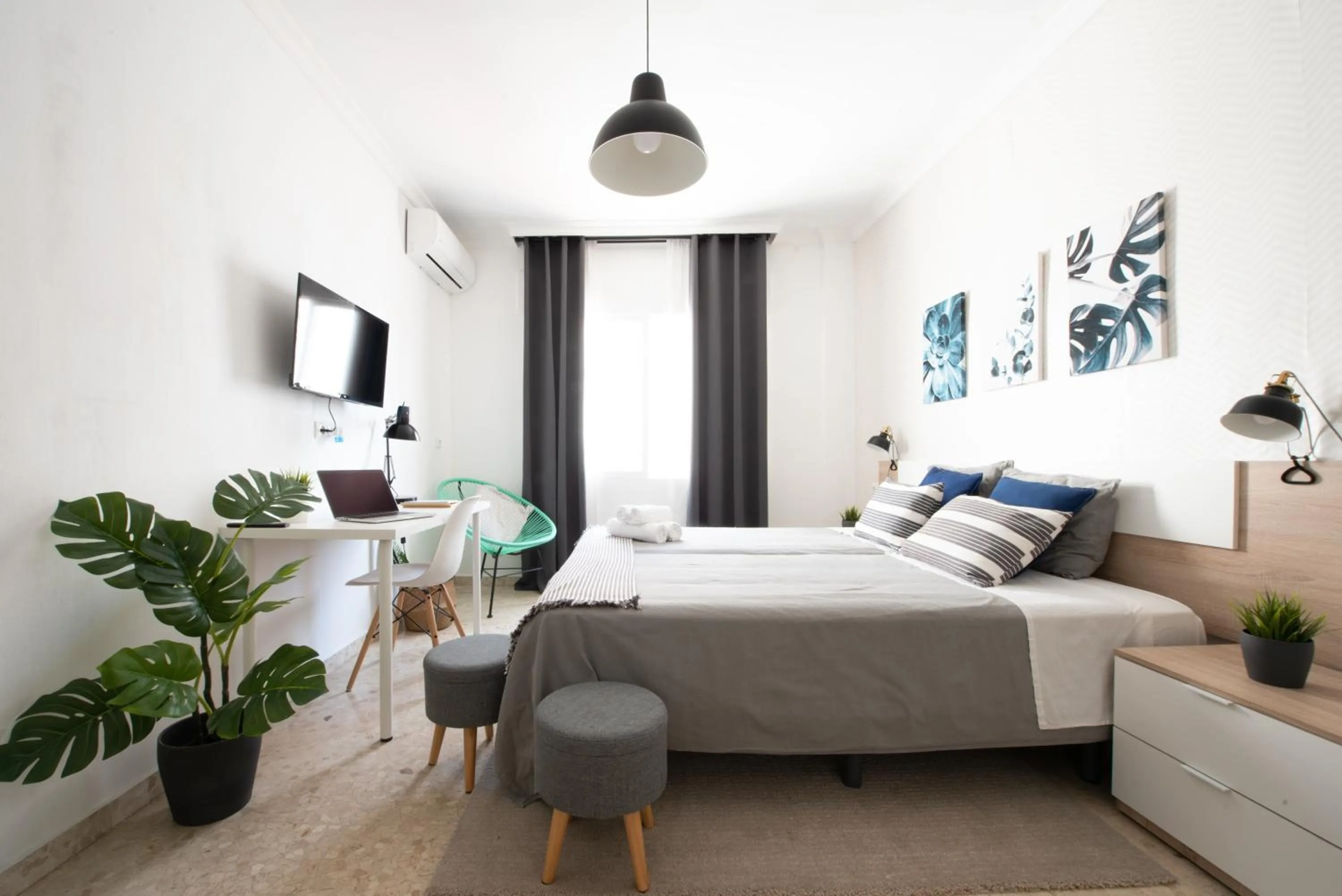 TV and multimedia, Bed in Nordik Rooms Urban - Trinidad "Copenhague"