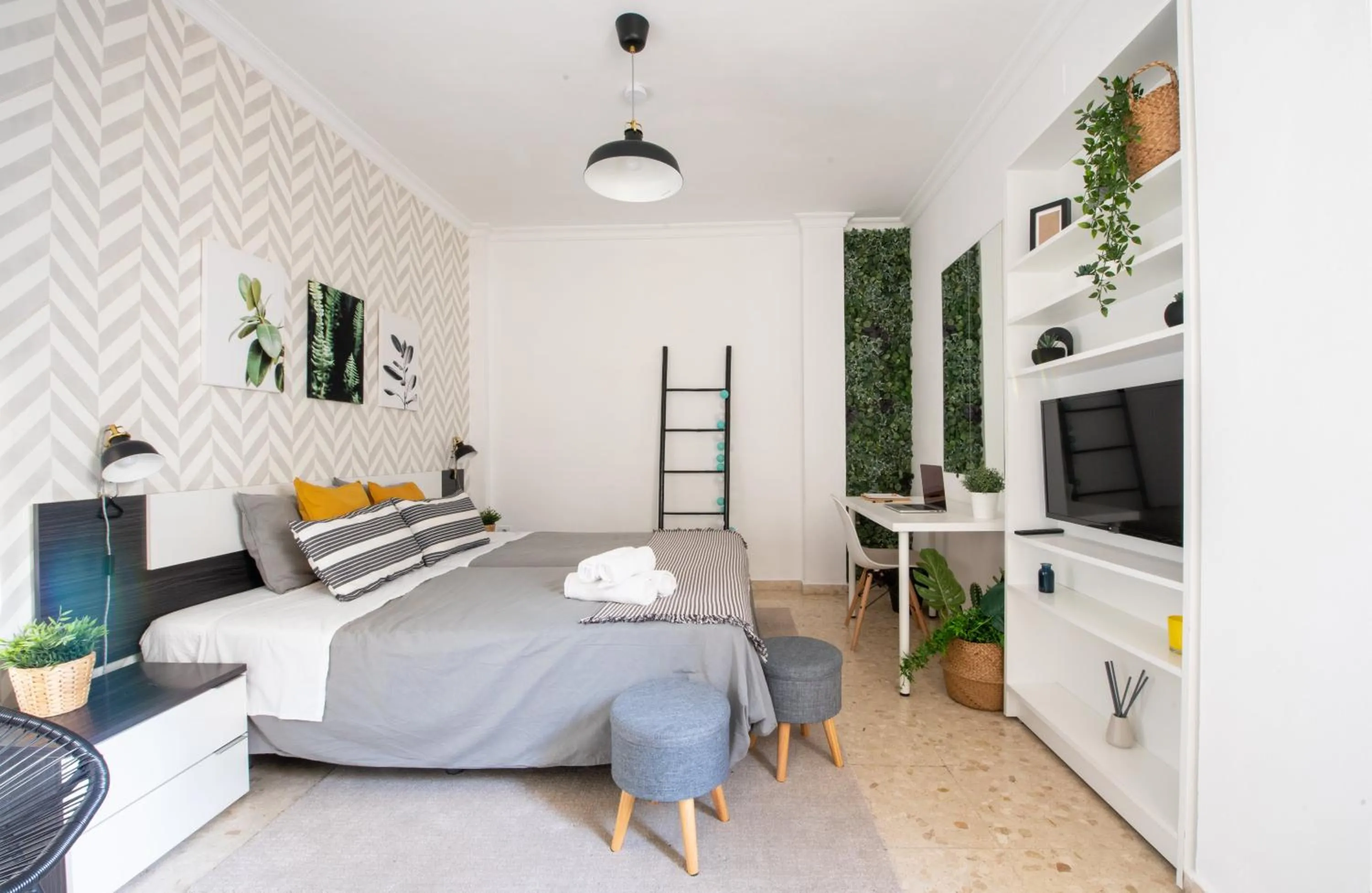 TV and multimedia, Bed in Nordik Rooms Urban - Trinidad "Copenhague"