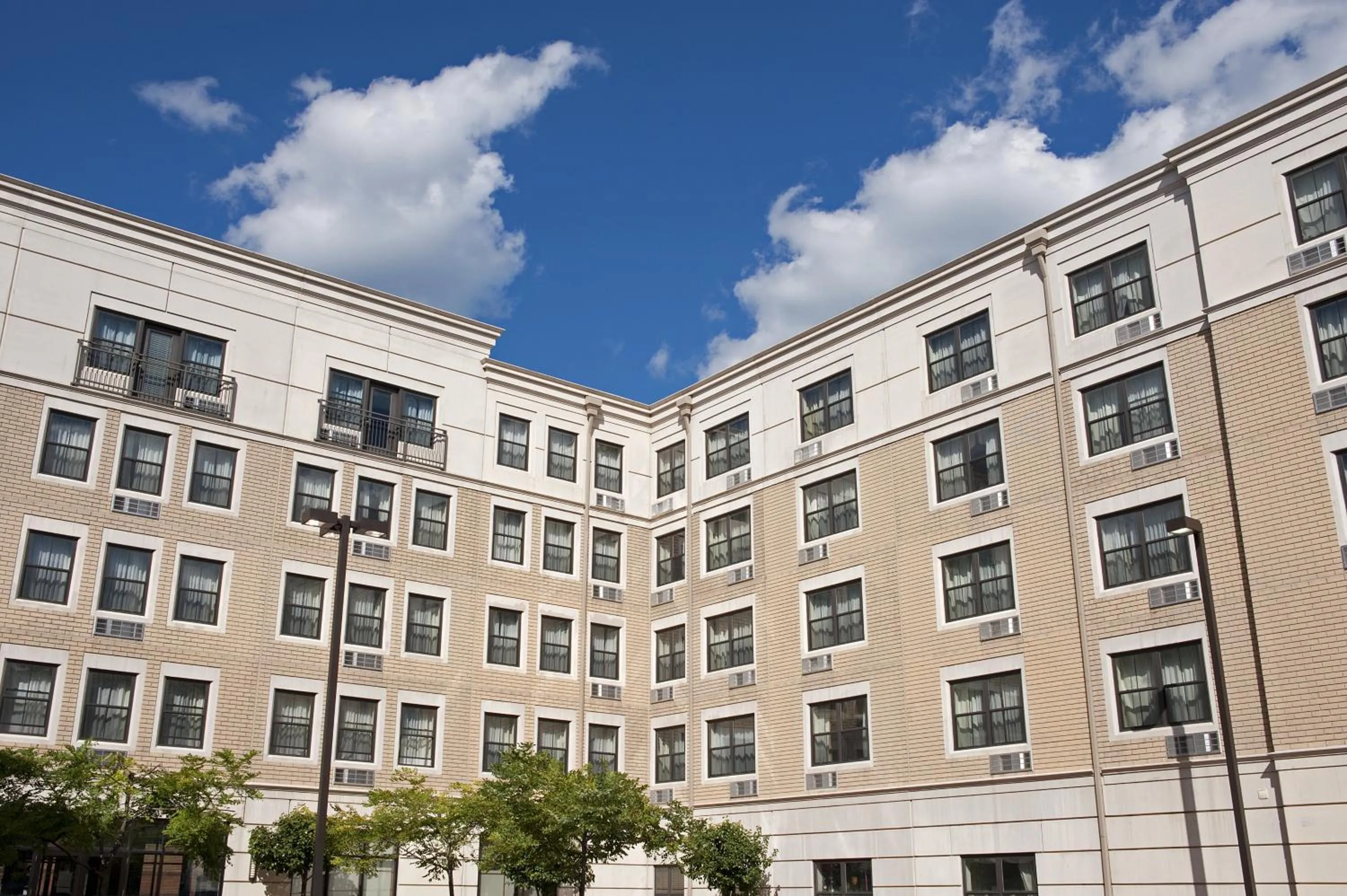 Facade/entrance in Chicago South Loop Hotel