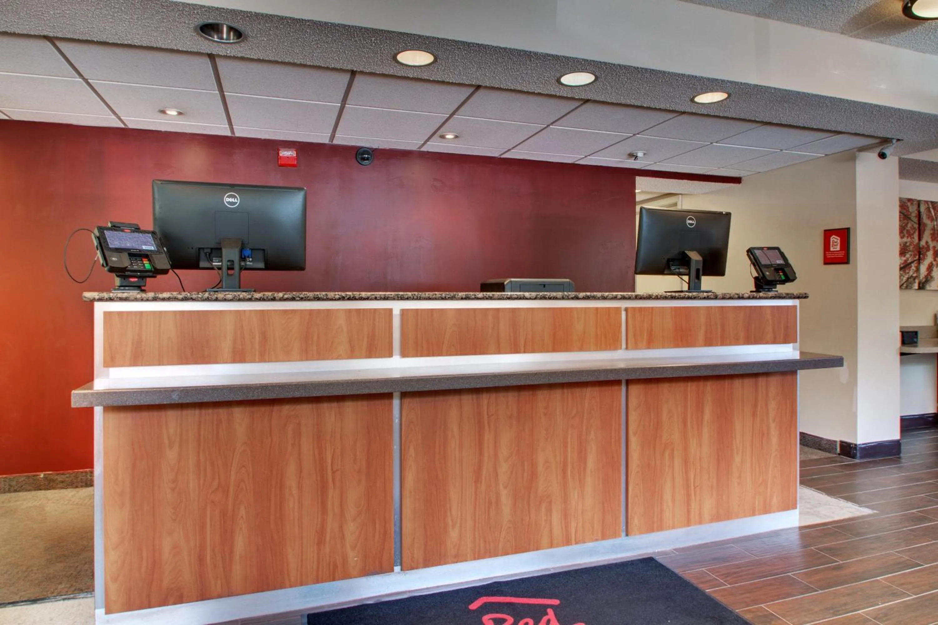Lobby or reception in Red Roof Inn St Louis - Westport - Maryland Heights