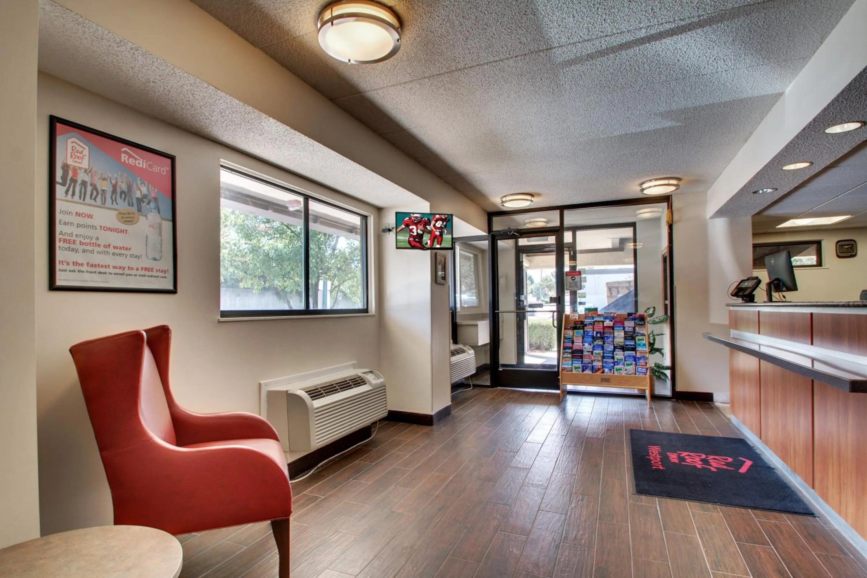Lobby or reception in Red Roof Inn St Louis - Westport - Maryland Heights