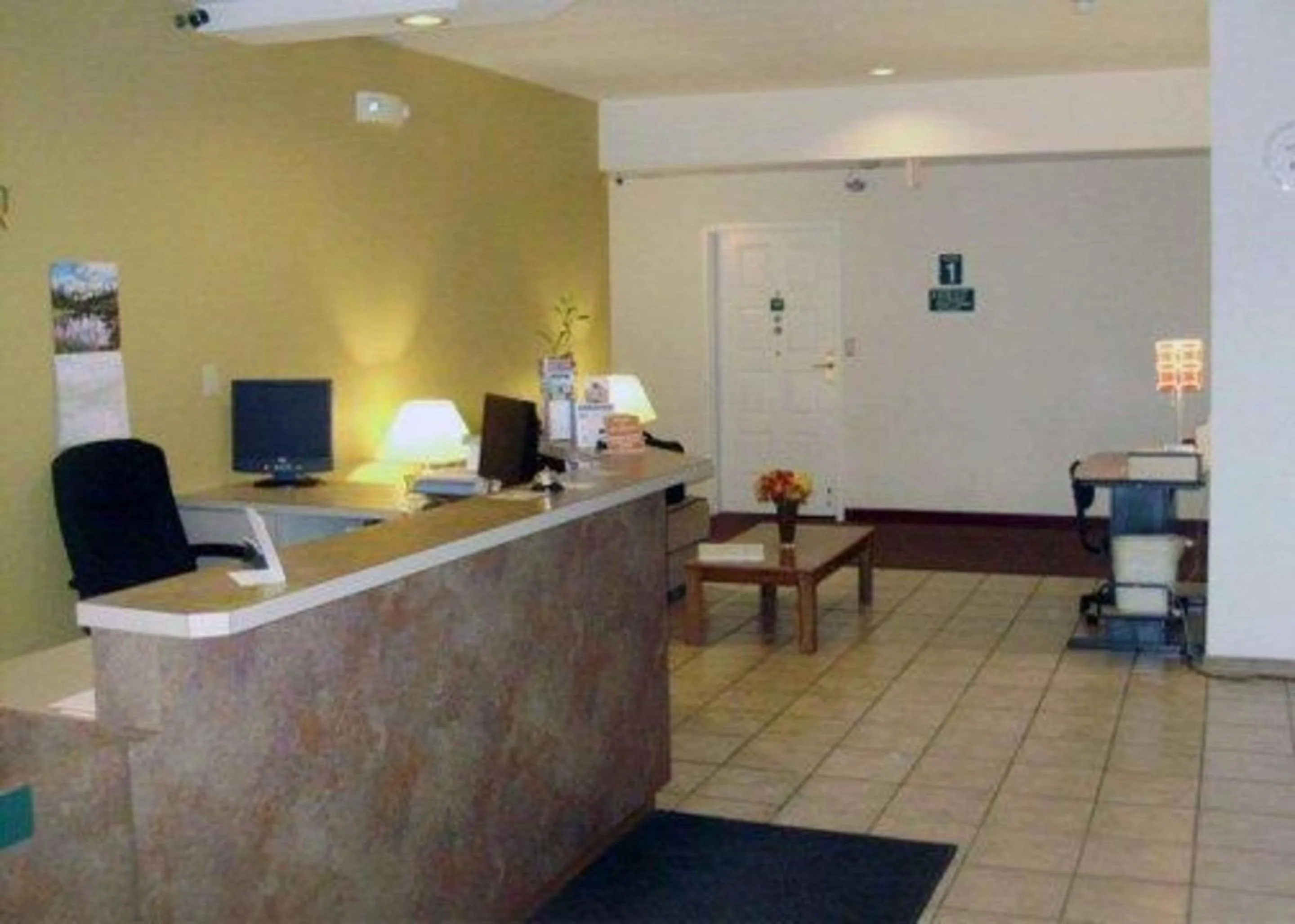 Lobby or reception in Rodeway Inn Salina North