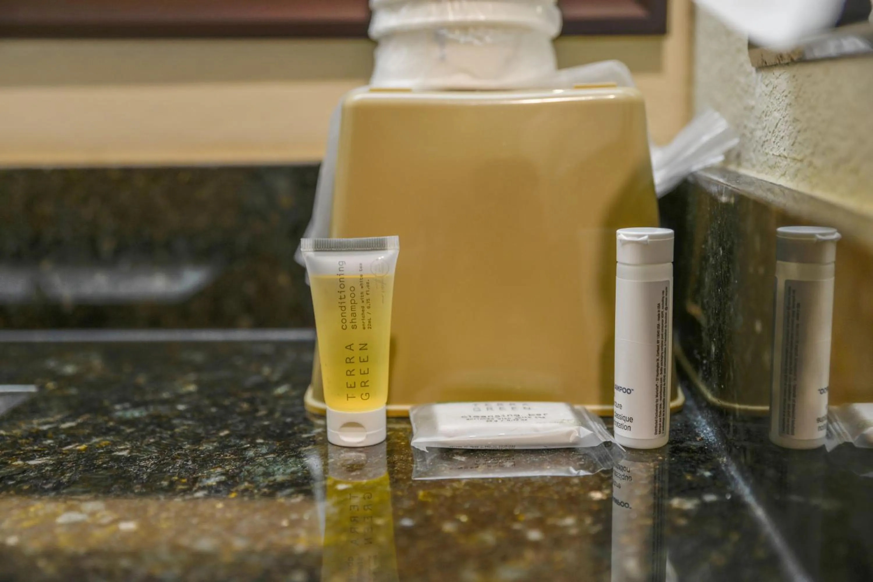 Bathroom in Days Inn by Wyndham Mount Vernon