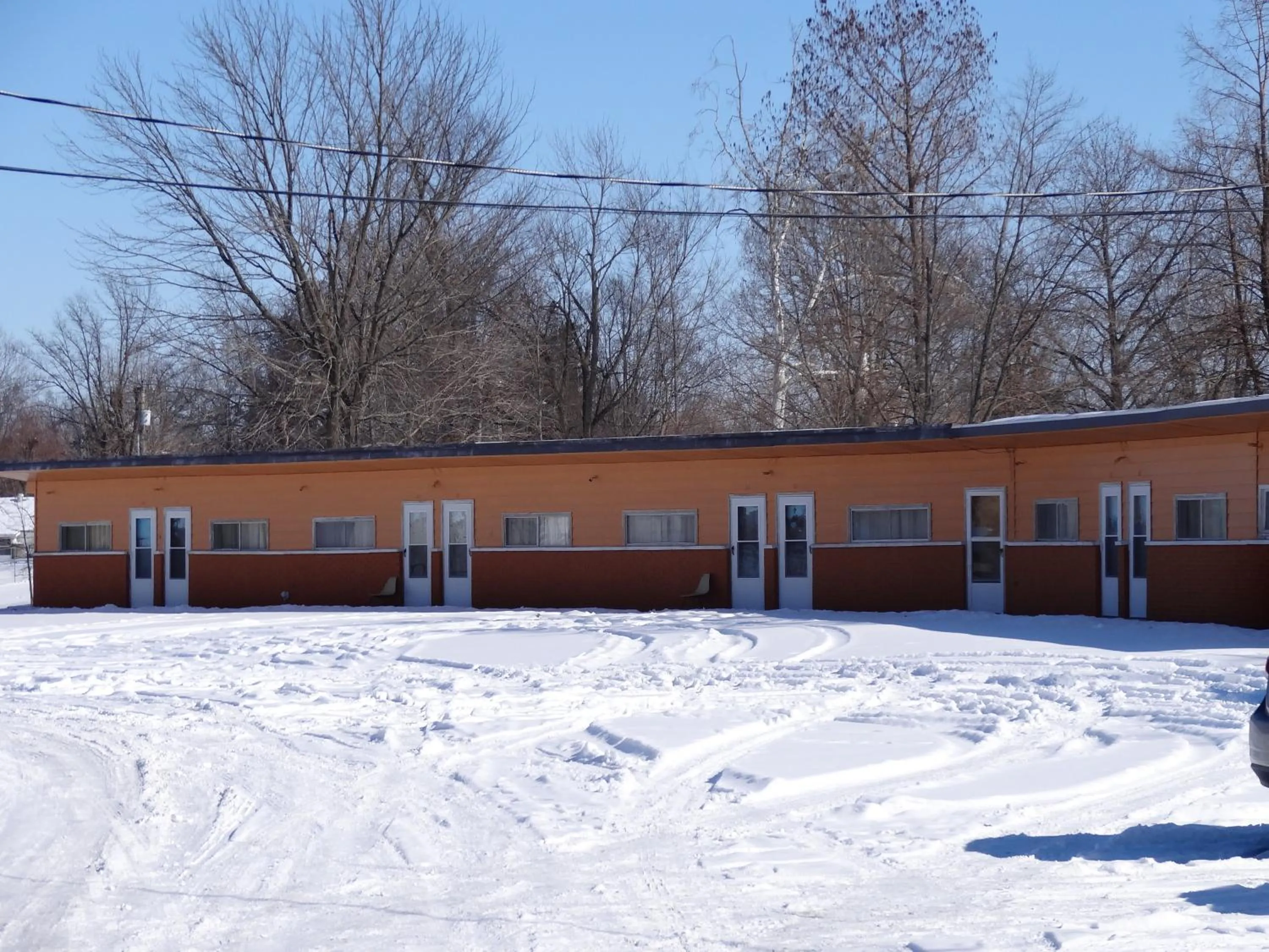 Facade/entrance in Sparta Motel