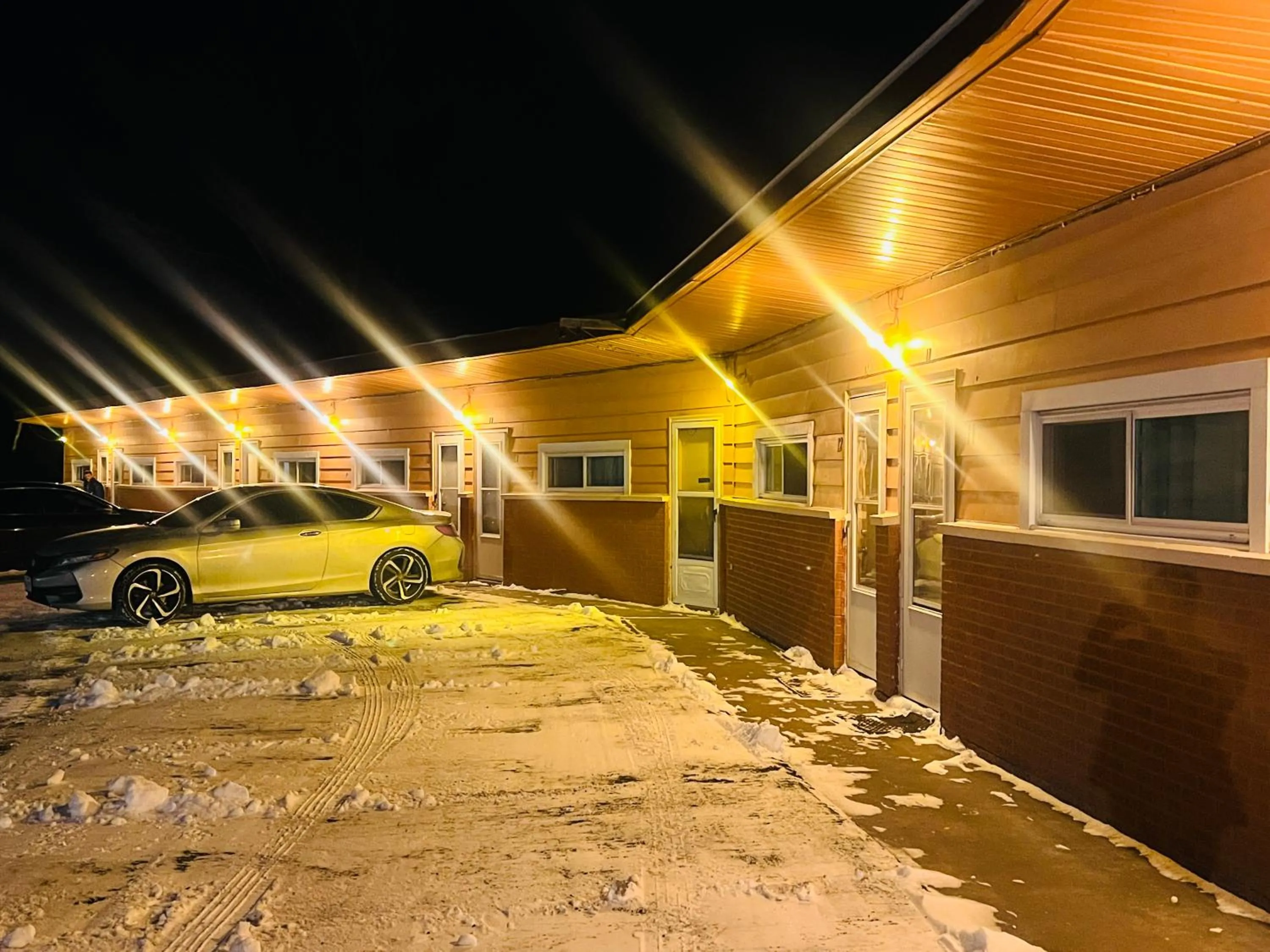 Parking in Capital O Sparta Motel Near Carbondale